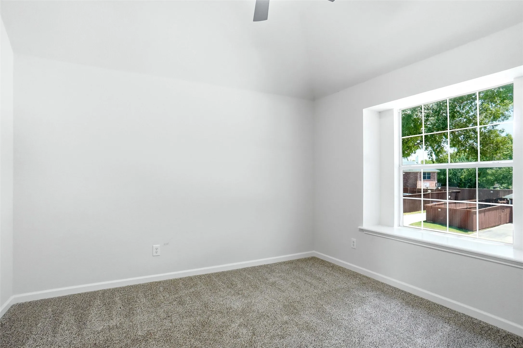 Single Family Residence For Sale in Denton County , 8631 Shakespeare Lane, Frisco, Texas 75036, 5 Bedroom, 3 Bathroom, 2 Garage spaces, 3,173 Sqft, built in 2003, mls#21340896, Real Estate Agent in Frisco, Homes For Sale in Denton county, Homes For Sale in Frisco, Realtor in Frisco Texas, Real Estate Brokerage Independent Realty Texas, Luminita Cordes Realtor