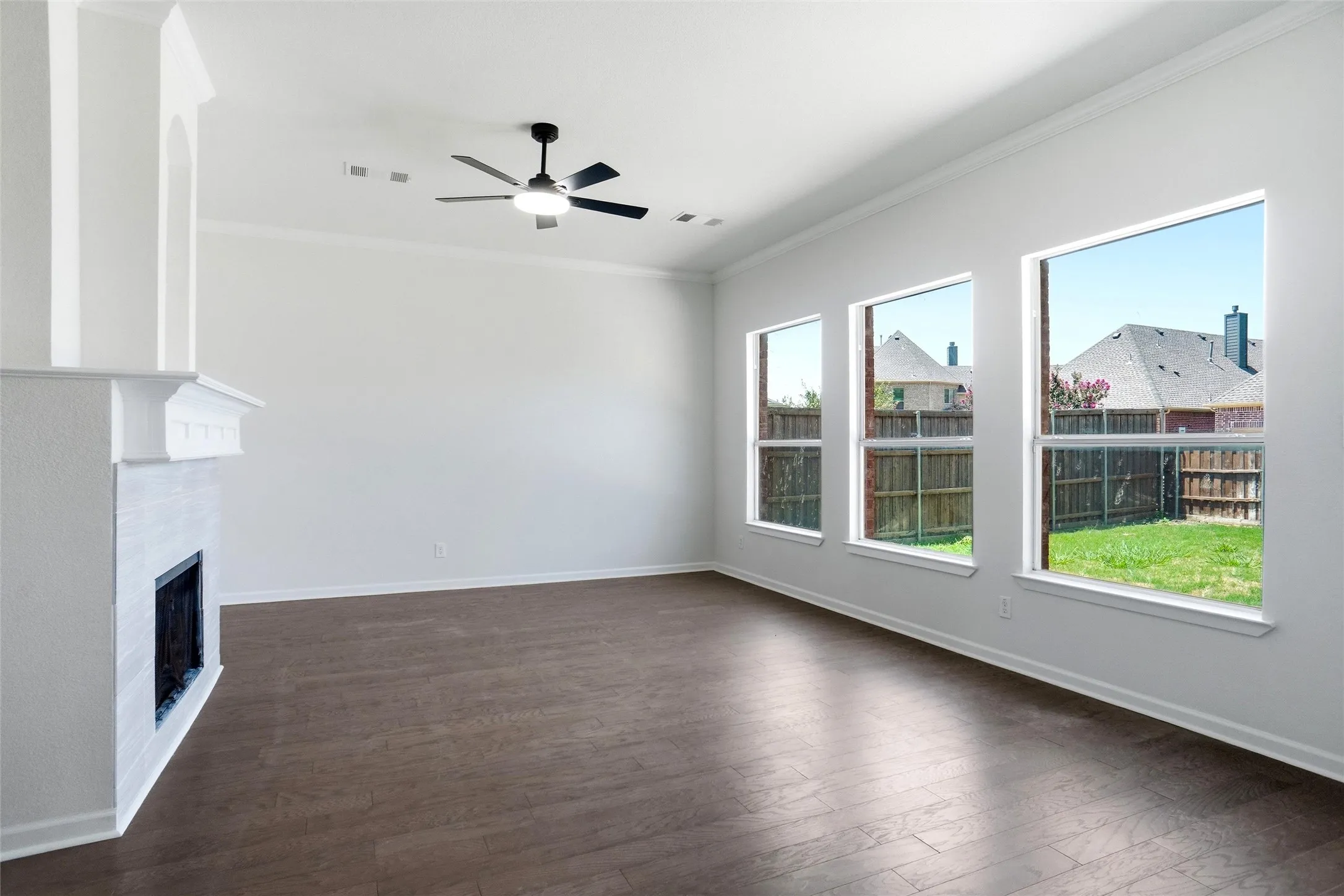 Single Family Residence For Sale in Denton County , 8631 Shakespeare Lane, Frisco, Texas 75036, 5 Bedroom, 3 Bathroom, 2 Garage spaces, 3,173 Sqft, built in 2003, mls#21340896, Real Estate Agent in Frisco, Homes For Sale in Denton county, Homes For Sale in Frisco, Realtor in Frisco Texas, Real Estate Brokerage Independent Realty Texas, Luminita Cordes Realtor