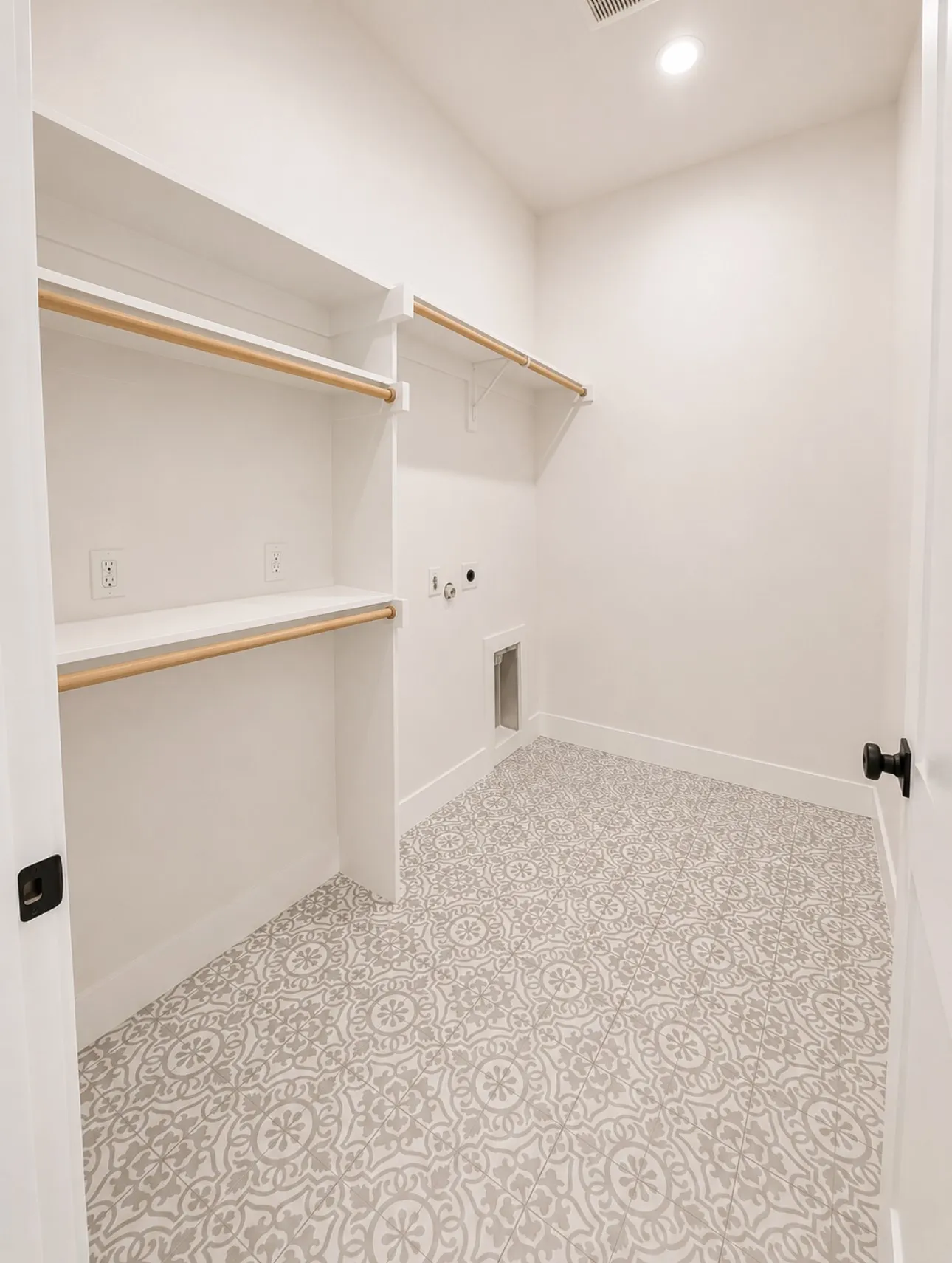 Single Family Residence For Sale in Dallas County , 3426 Ingersoll Street, Dallas, Texas 75212, 3 Bedroom, 3 Bathroom, Garage spaces, 1,642 Sqft, built in 2026, mls#21344909, Real Estate Agent in Dallas, Homes For Sale in Dallas county, Homes For Sale in Dallas, Realtor in Dallas Texas, Real Estate Brokerage Independent Realty Texas, Luminita Cordes Realtor