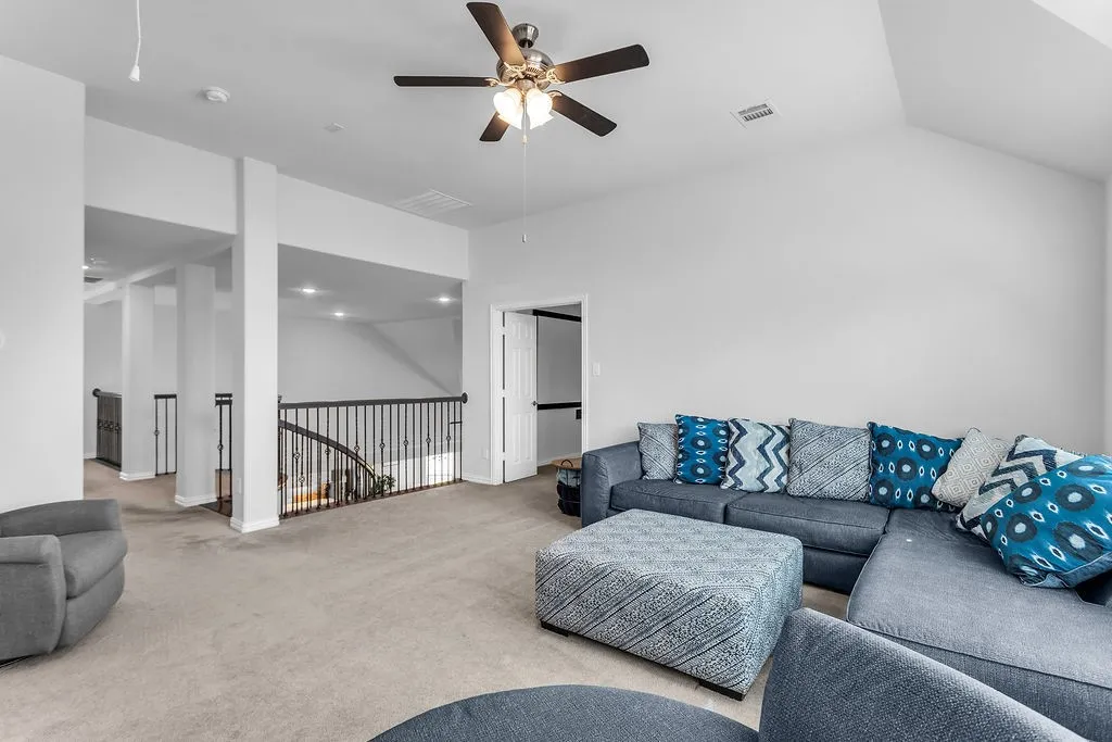 Single Family Residence For Sale in Collin County , 700 Lawndale Street, Celina, Texas 75009, 4 Bedroom, 4 Bathroom, 2 Garage spaces, 3,746 Sqft, built in 2020, mls#21345085, Real Estate Agent in Celina, Homes For Sale in Collin county, Homes For Sale in Celina, Realtor in Celina Texas, Real Estate Brokerage Independent Realty Texas, Luminita Cordes Realtor