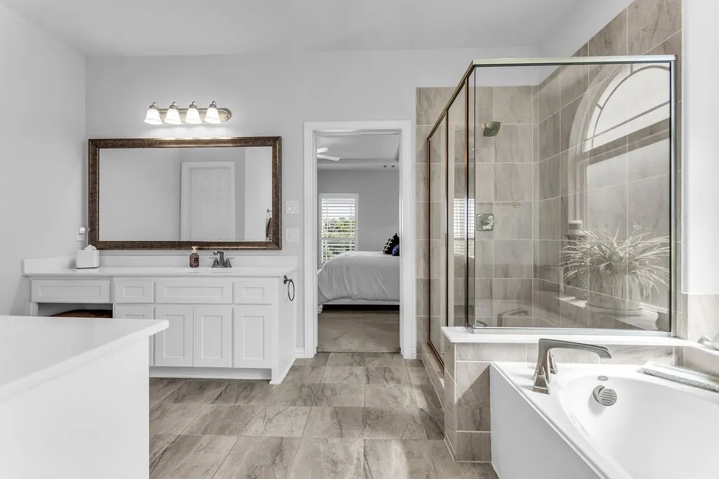 Single Family Residence For Sale in Collin County , 700 Lawndale Street, Celina, Texas 75009, 4 Bedroom, 4 Bathroom, 2 Garage spaces, 3,746 Sqft, built in 2020, mls#21345085, Real Estate Agent in Celina, Homes For Sale in Collin county, Homes For Sale in Celina, Realtor in Celina Texas, Real Estate Brokerage Independent Realty Texas, Luminita Cordes Realtor