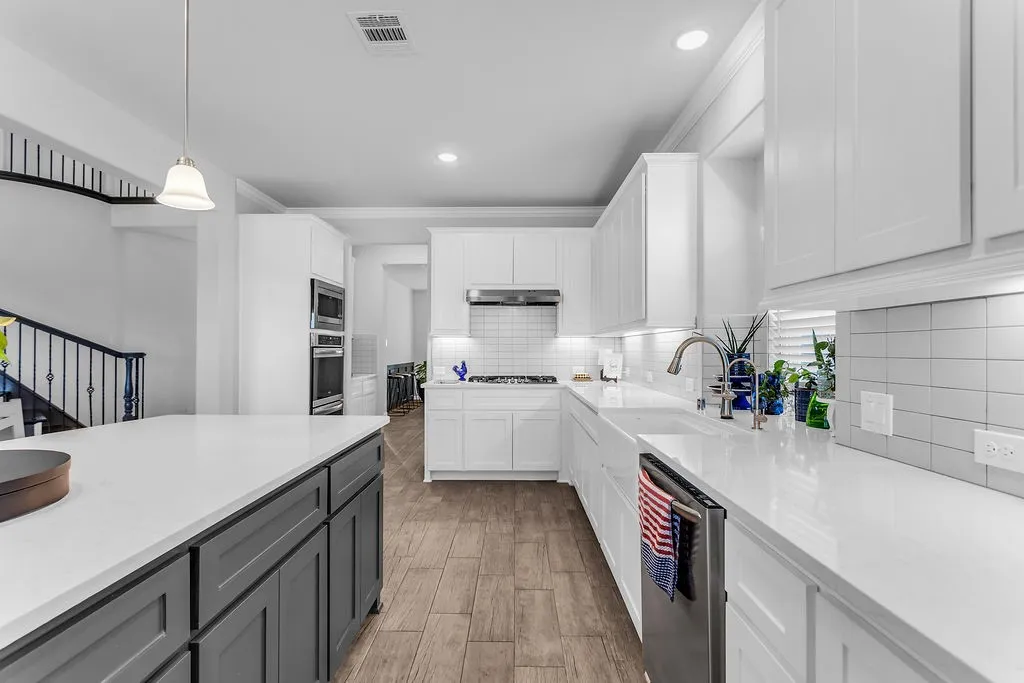 Single Family Residence For Sale in Collin County , 700 Lawndale Street, Celina, Texas 75009, 4 Bedroom, 4 Bathroom, 2 Garage spaces, 3,746 Sqft, built in 2020, mls#21345085, Real Estate Agent in Celina, Homes For Sale in Collin county, Homes For Sale in Celina, Realtor in Celina Texas, Real Estate Brokerage Independent Realty Texas, Luminita Cordes Realtor