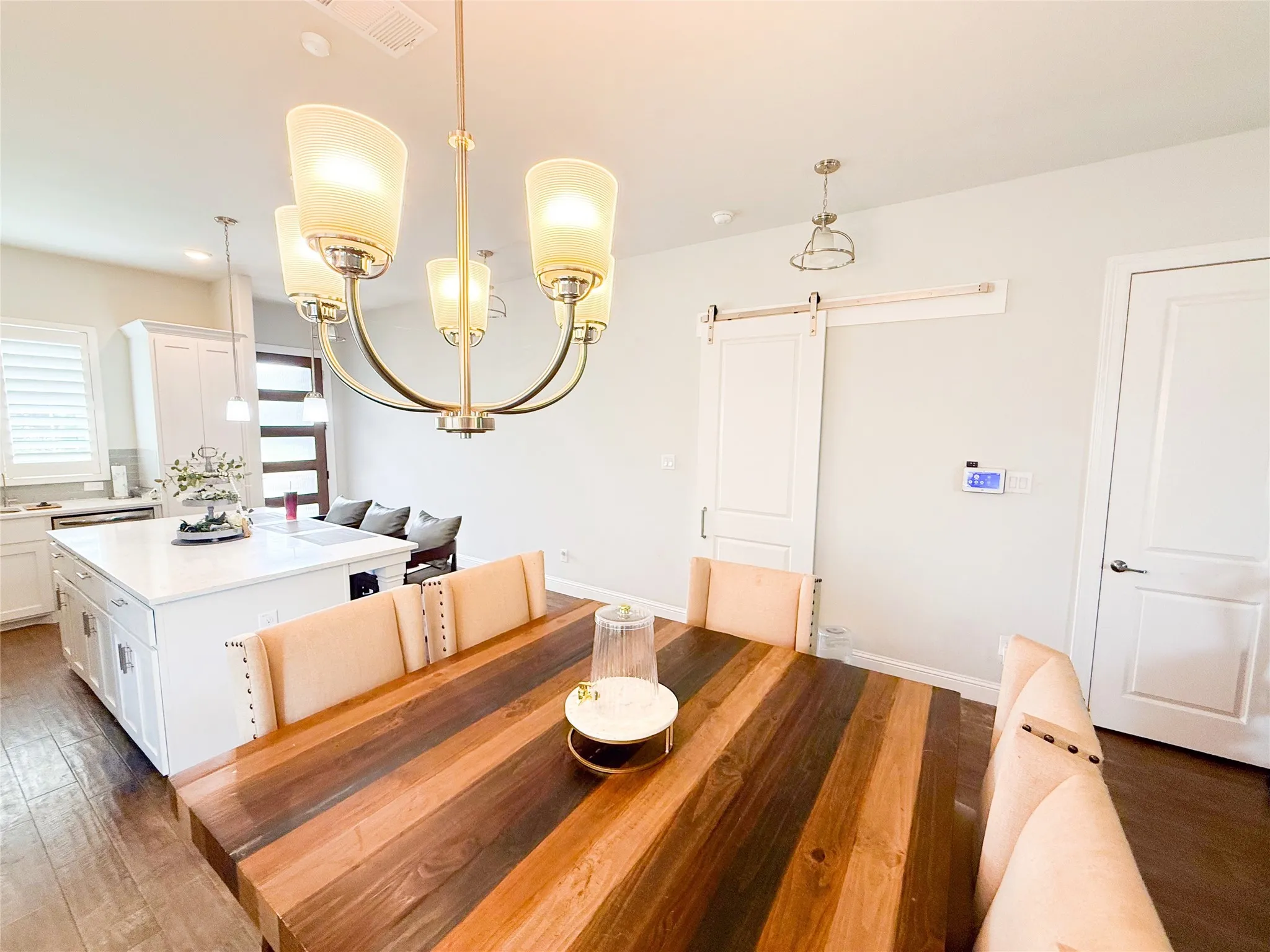 Dining area, just beyond the kitchen