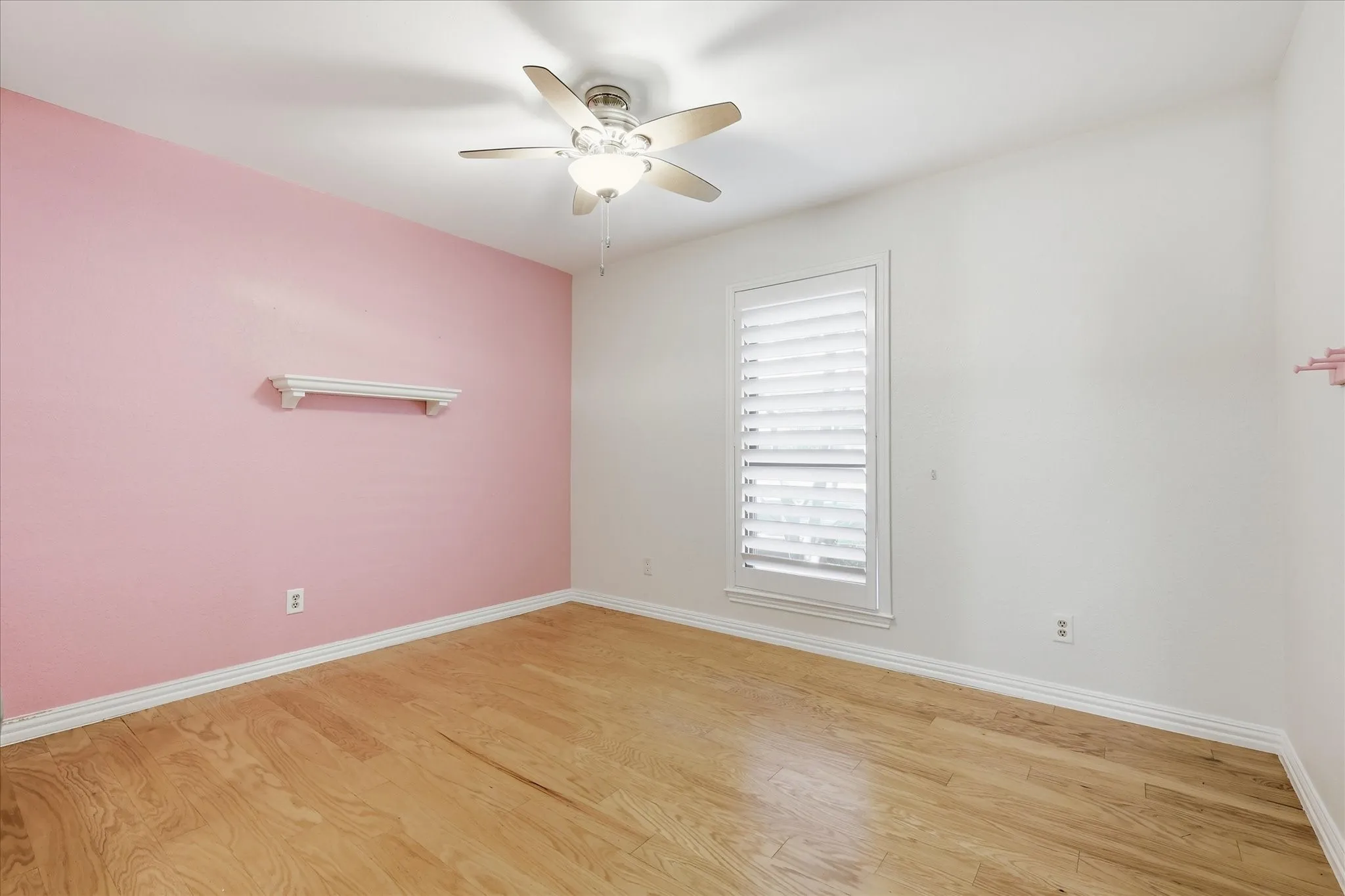 Single Family Residence For Sale in Dallas County , 108 Deann Lane, Coppell, Texas 75019, 3 Bedroom, 2 Bathroom, 2 Garage spaces, 1,741 Sqft, built in 1984, mls#21336350, Real Estate Agent in Coppell, Homes For Sale in Dallas county, Homes For Sale in Coppell, Realtor in Coppell Texas, Real Estate Brokerage Independent Realty Texas, Luminita Cordes Realtor