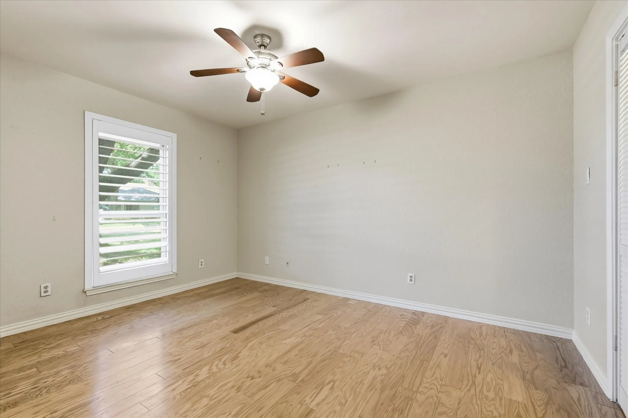 Single Family Residence For Sale in Dallas County , 108 Deann Lane, Coppell, Texas 75019, 3 Bedroom, 2 Bathroom, 2 Garage spaces, 1,741 Sqft, built in 1984, mls#21336350, Real Estate Agent in Coppell, Homes For Sale in Dallas county, Homes For Sale in Coppell, Realtor in Coppell Texas, Real Estate Brokerage Independent Realty Texas, Luminita Cordes Realtor