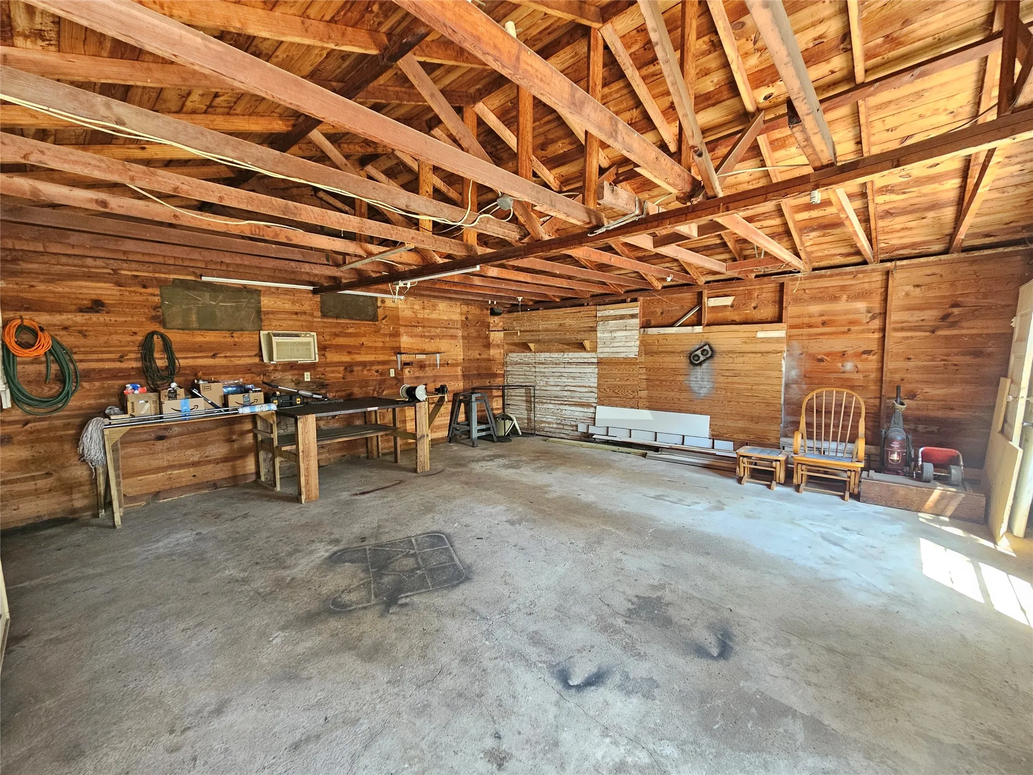 Single Family Residence For Sale in Limestone County , 305 W Sabine Street, Groesbeck, Texas 76642, 3 Bedroom, 2 Bathroom, Garage spaces, 1,590 Sqft, built in 0, mls#21344039, Real Estate Agent in Groesbeck, Homes For Sale in Limestone county, Homes For Sale in Groesbeck, Realtor in Groesbeck Texas, Real Estate Brokerage Independent Realty Texas, Luminita Cordes Realtor