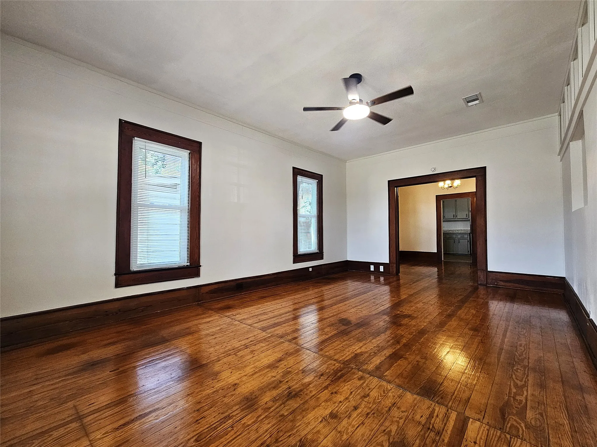Single Family Residence For Sale in Limestone County , 305 W Sabine Street, Groesbeck, Texas 76642, 3 Bedroom, 2 Bathroom, Garage spaces, 1,590 Sqft, built in 0, mls#21344039, Real Estate Agent in Groesbeck, Homes For Sale in Limestone county, Homes For Sale in Groesbeck, Realtor in Groesbeck Texas, Real Estate Brokerage Independent Realty Texas, Luminita Cordes Realtor