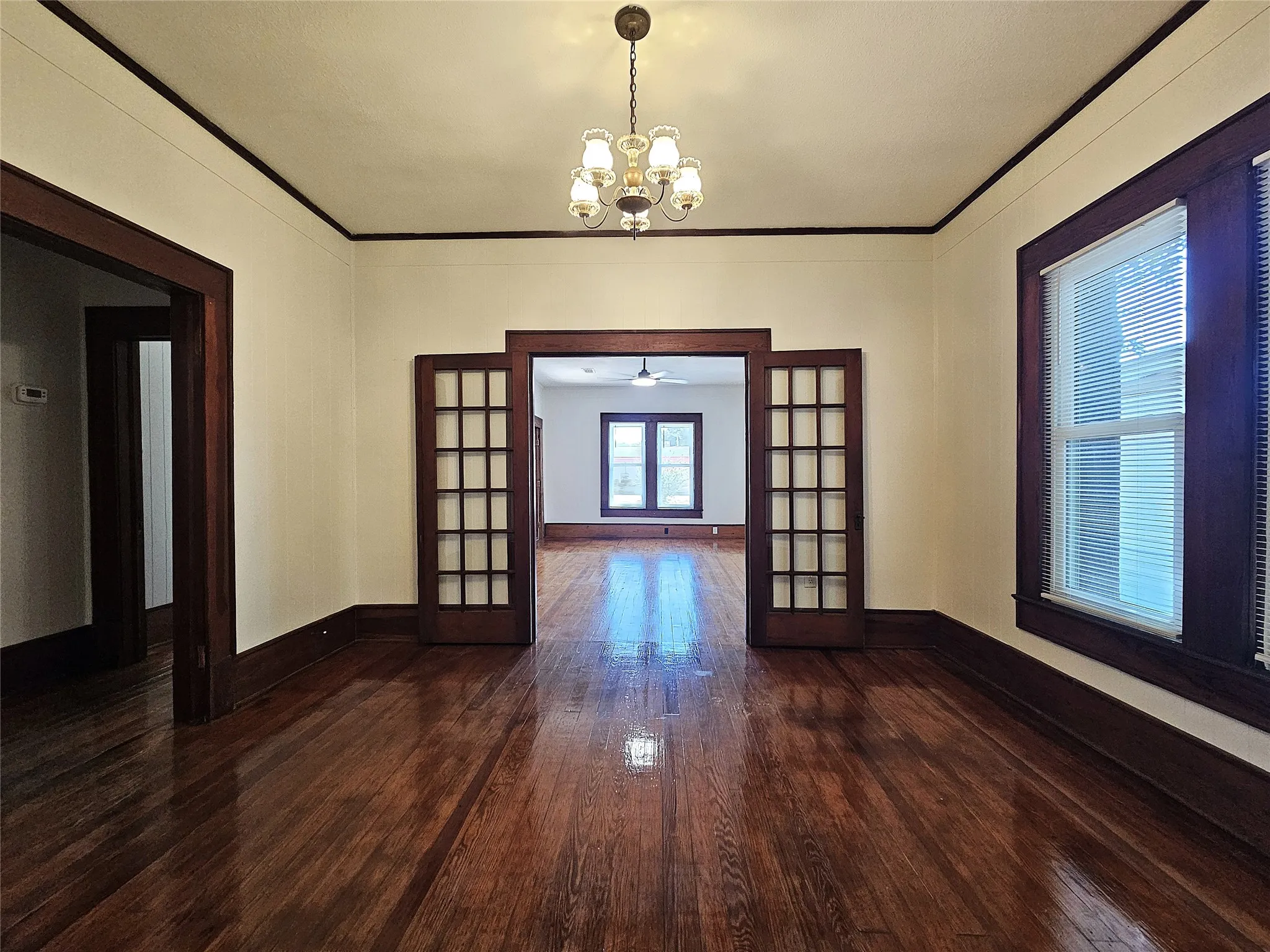 Single Family Residence For Sale in Limestone County , 305 W Sabine Street, Groesbeck, Texas 76642, 3 Bedroom, 2 Bathroom, Garage spaces, 1,590 Sqft, built in 0, mls#21344039, Real Estate Agent in Groesbeck, Homes For Sale in Limestone county, Homes For Sale in Groesbeck, Realtor in Groesbeck Texas, Real Estate Brokerage Independent Realty Texas, Luminita Cordes Realtor