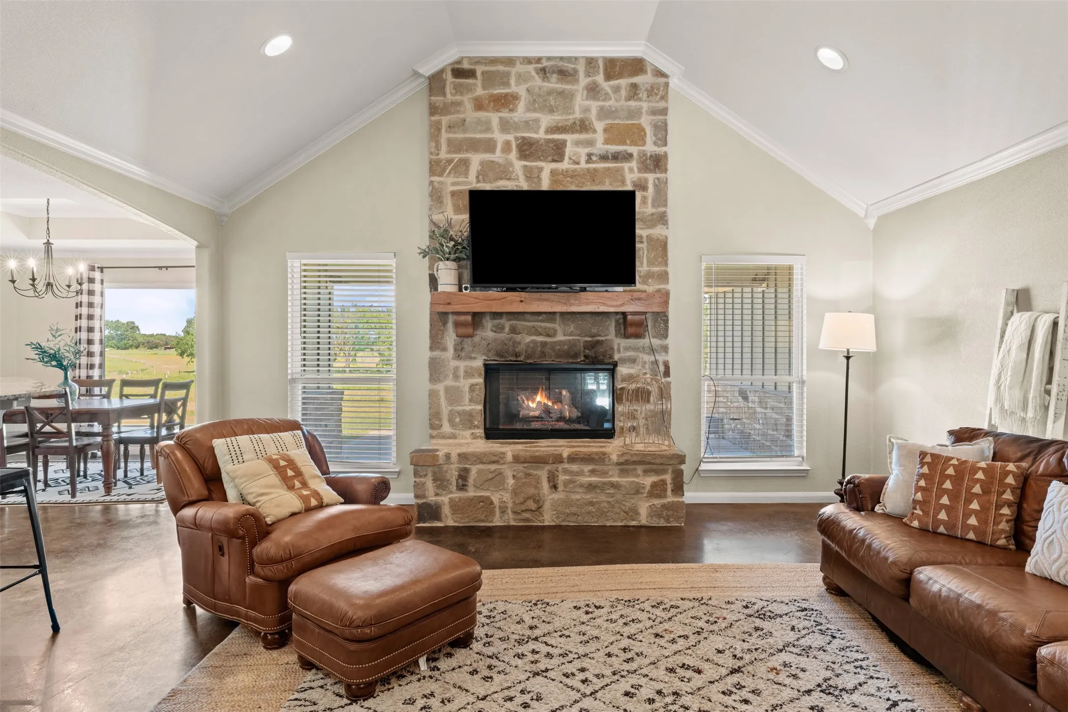 Single Family Residence For Sale in Falls County , 638 County Road 337, Rosebud, Texas 76570, 4 Bedrooms, 3 Bathrooms, Garage spaces, 2,496 Sqft, built in 2021, Price $510,000, mls#21327097, Real Estate Agent in Rosebud, Homes For Sale in Falls county, Homes For Sale in Rosebud, Realtor in Rosebud Texas, Real Estate Brokerage Independent Realty Texas, Luminita Cordes Realtor