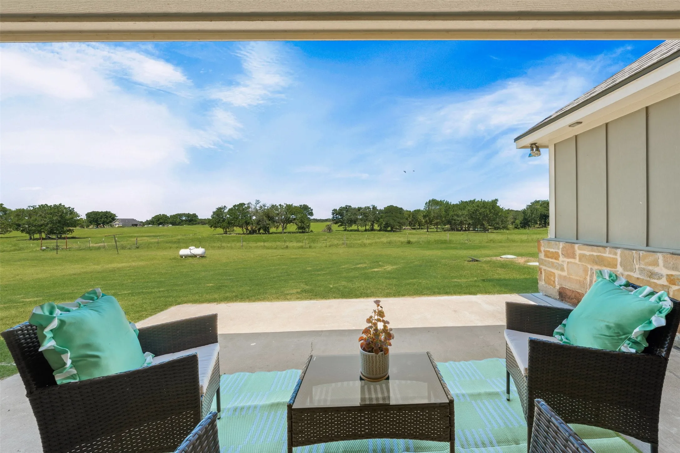 Single Family Residence For Sale in Falls County , 638 County Road 337, Rosebud, Texas 76570, 4 Bedrooms, 3 Bathrooms, Garage spaces, 2,496 Sqft, built in 2021, Price $510,000, mls#21327097, Real Estate Agent in Rosebud, Homes For Sale in Falls county, Homes For Sale in Rosebud, Realtor in Rosebud Texas, Real Estate Brokerage Independent Realty Texas, Luminita Cordes Realtor