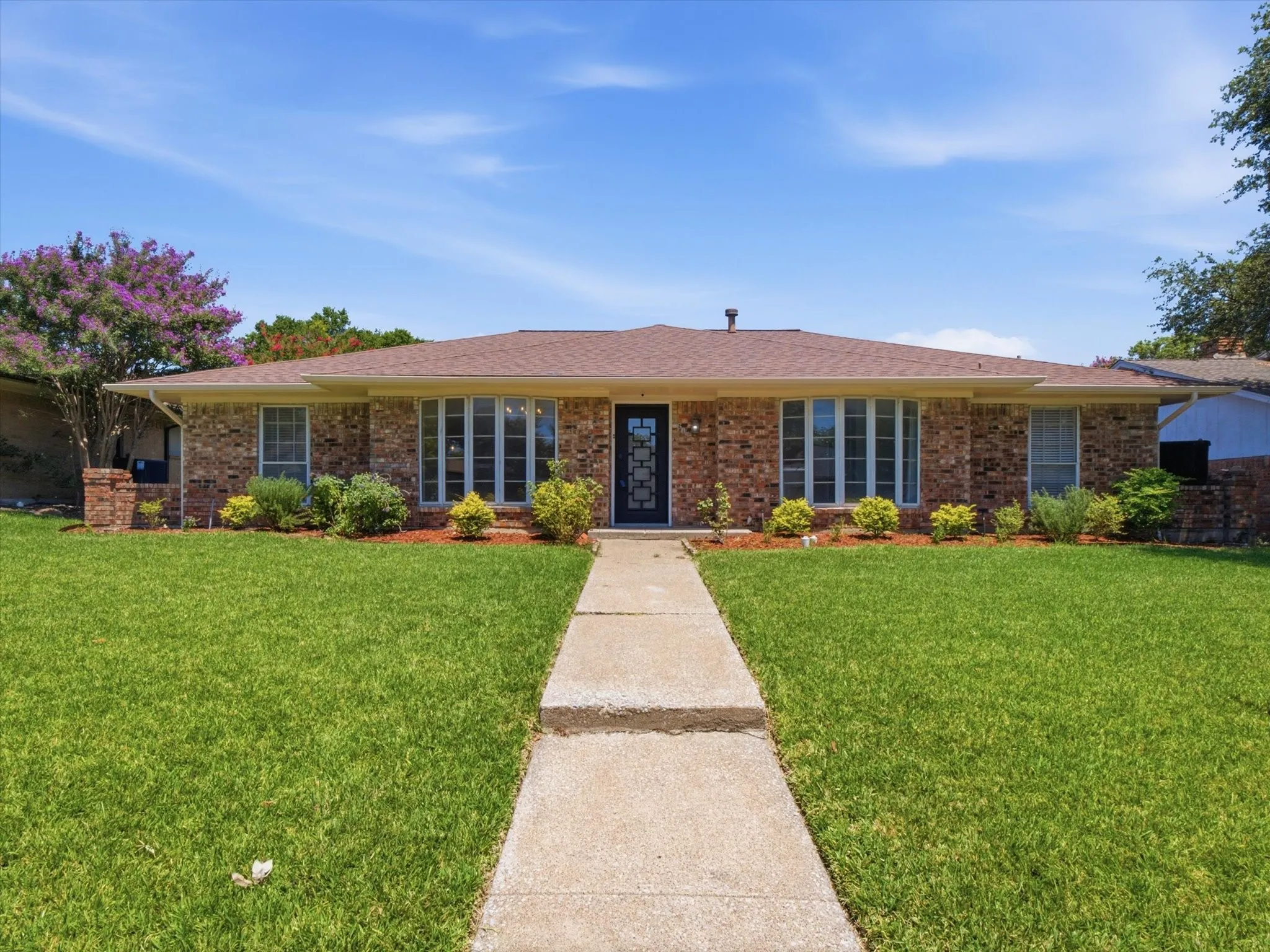 Single Family Residence For Sale in Collin County , 2605 Downing Drive, Plano, Texas 75023, 4 Bedroom, 3 Bathroom, 2 Garage spaces, 2,034 Sqft, built in 1974, mls#21345123, Real Estate Agent in Plano, Homes For Sale in Collin county, Homes For Sale in Plano, Realtor in Plano Texas, Real Estate Brokerage Independent Realty Texas, Luminita Cordes Realtor