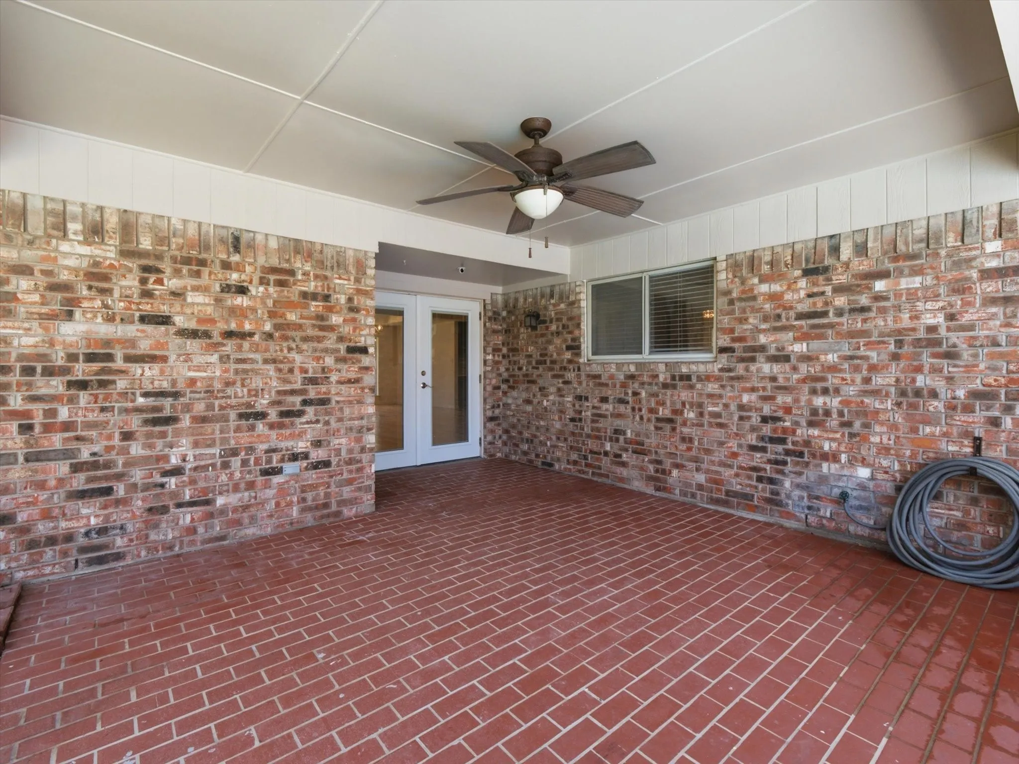 Single Family Residence For Sale in Collin County , 2605 Downing Drive, Plano, Texas 75023, 4 Bedroom, 3 Bathroom, 2 Garage spaces, 2,034 Sqft, built in 1974, mls#21345123, Real Estate Agent in Plano, Homes For Sale in Collin county, Homes For Sale in Plano, Realtor in Plano Texas, Real Estate Brokerage Independent Realty Texas, Luminita Cordes Realtor