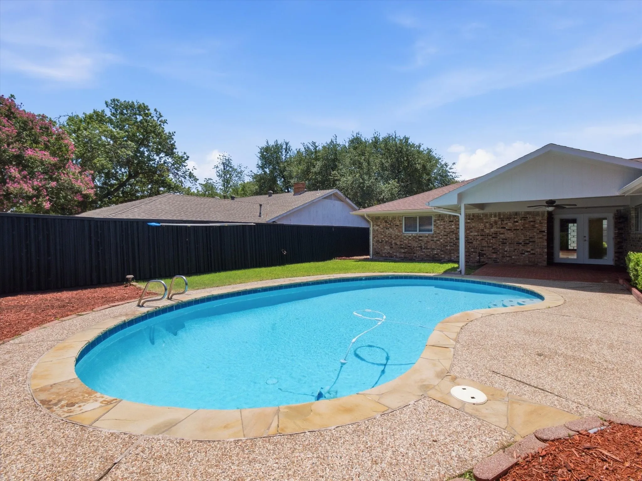 Single Family Residence For Sale in Collin County , 2605 Downing Drive, Plano, Texas 75023, 4 Bedroom, 3 Bathroom, 2 Garage spaces, 2,034 Sqft, built in 1974, mls#21345123, Real Estate Agent in Plano, Homes For Sale in Collin county, Homes For Sale in Plano, Realtor in Plano Texas, Real Estate Brokerage Independent Realty Texas, Luminita Cordes Realtor
