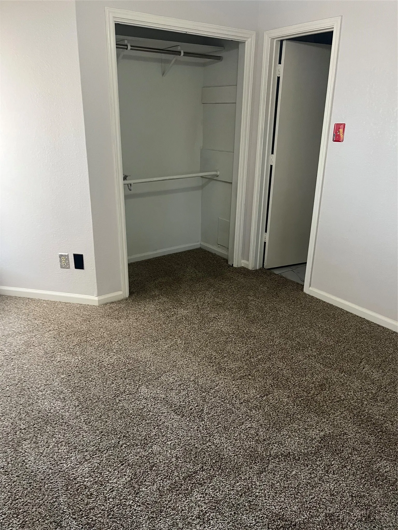 Single Family Residence For Rent in Dallas County , 2621 Independence Drive, Mesquite, Texas 75150, 3 Bedrooms, 2 Bathrooms, 2 Garage spaces, 1,450 Sqft, built in 1985, Price $2,250, mls#21345141, Real Estate Agent in Mesquite, Homes For Rent in Dallas county, Homes For Rent in Mesquite, Realtor in Mesquite Texas, Real Estate Brokerage Independent Realty Texas, Luminita Cordes Realtor
