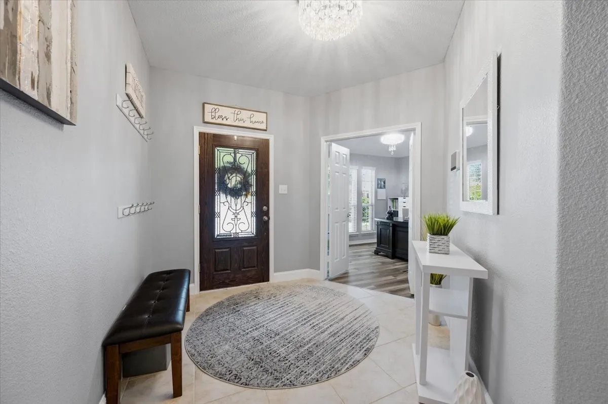 Single Family Residence For Sale in Kaufman County , 5101 Cathy Drive, Forney, Texas 75126, 3 Bedroom, 2 Bathroom, 2 Garage spaces, 1,918 Sqft, built in 2017, mls#21341935, Real Estate Agent in Forney, Homes For Sale in Kaufman county, Homes For Sale in Forney, Realtor in Forney Texas, Real Estate Brokerage Independent Realty Texas, Luminita Cordes Realtor