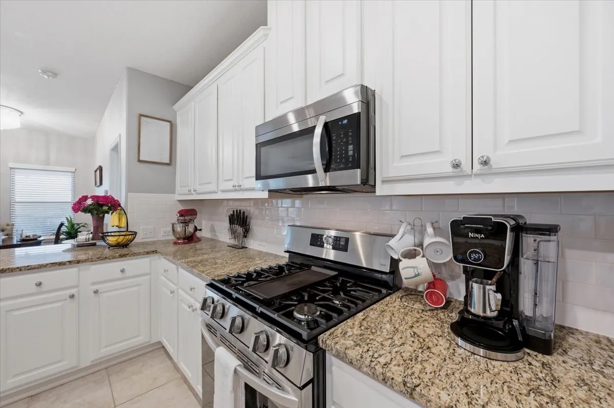 Single Family Residence For Sale in Kaufman County , 5101 Cathy Drive, Forney, Texas 75126, 3 Bedroom, 2 Bathroom, 2 Garage spaces, 1,918 Sqft, built in 2017, mls#21341935, Real Estate Agent in Forney, Homes For Sale in Kaufman county, Homes For Sale in Forney, Realtor in Forney Texas, Real Estate Brokerage Independent Realty Texas, Luminita Cordes Realtor