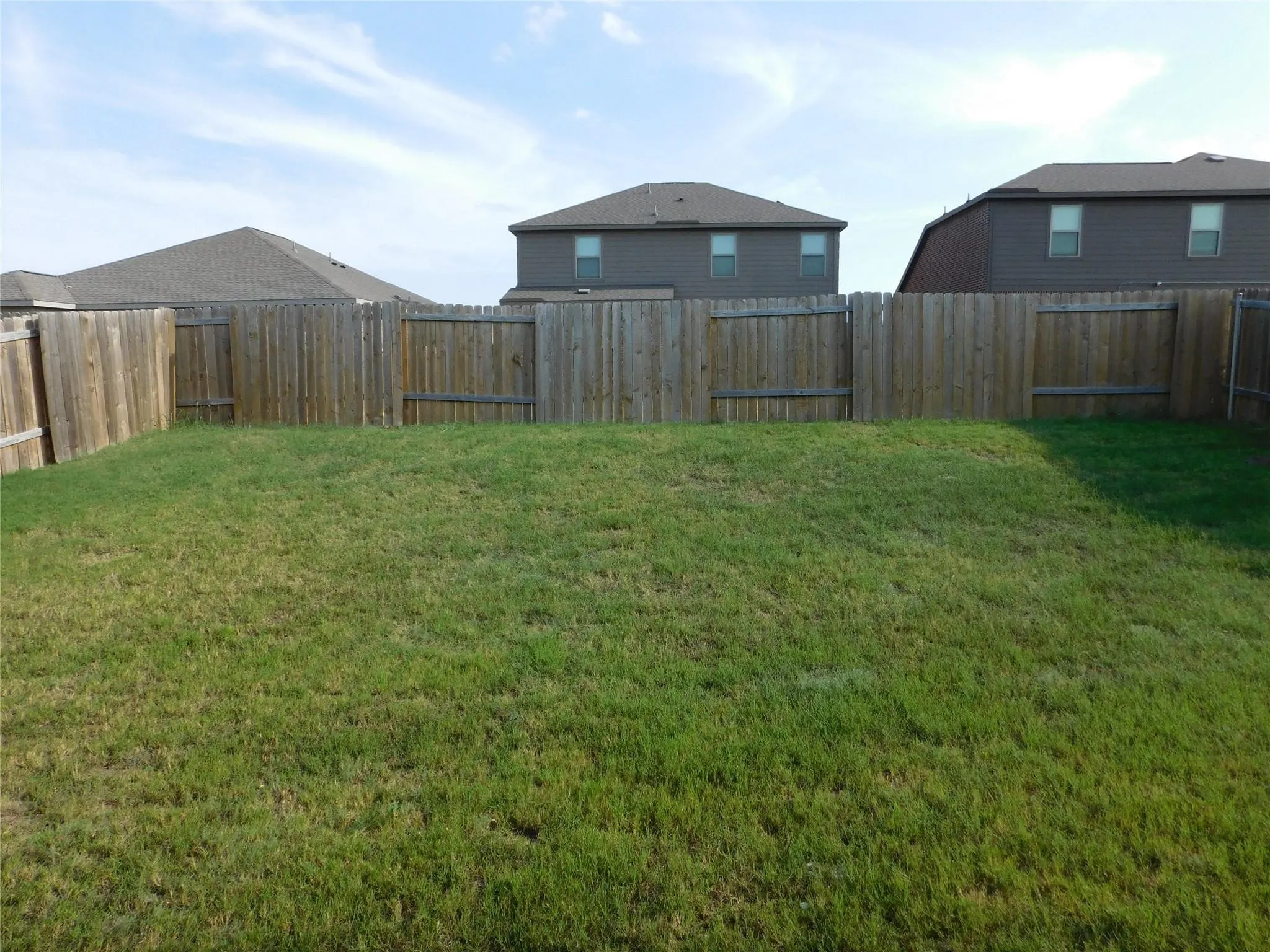 Single Family Residence For Rent in Collin County , 304 Aaron Street, Anna, Texas 75409, 4 Bedroom, 2 Bathroom, 2 Garage spaces, 1,656 Sqft, built in 2019, Price $1,850, mls#21345140, Real Estate Agent in Anna, Homes For Rent in Collin county, Homes For Rent in Anna, Realtor in Anna Texas, Real Estate Brokerage Independent Realty Texas, Luminita Cordes Realtor