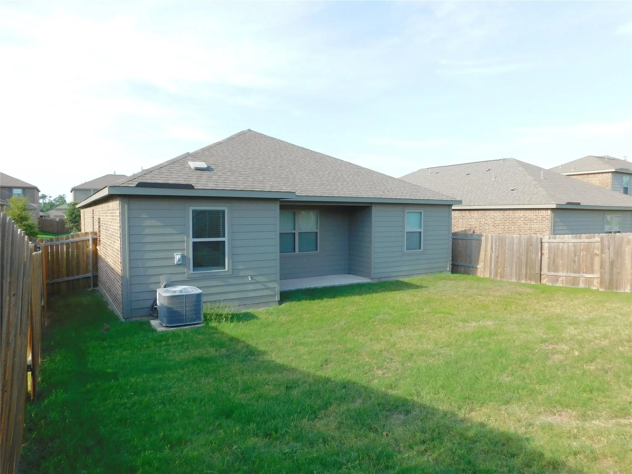 Single Family Residence For Rent in Collin County , 304 Aaron Street, Anna, Texas 75409, 4 Bedroom, 2 Bathroom, 2 Garage spaces, 1,656 Sqft, built in 2019, Price $1,850, mls#21345140, Real Estate Agent in Anna, Homes For Rent in Collin county, Homes For Rent in Anna, Realtor in Anna Texas, Real Estate Brokerage Independent Realty Texas, Luminita Cordes Realtor