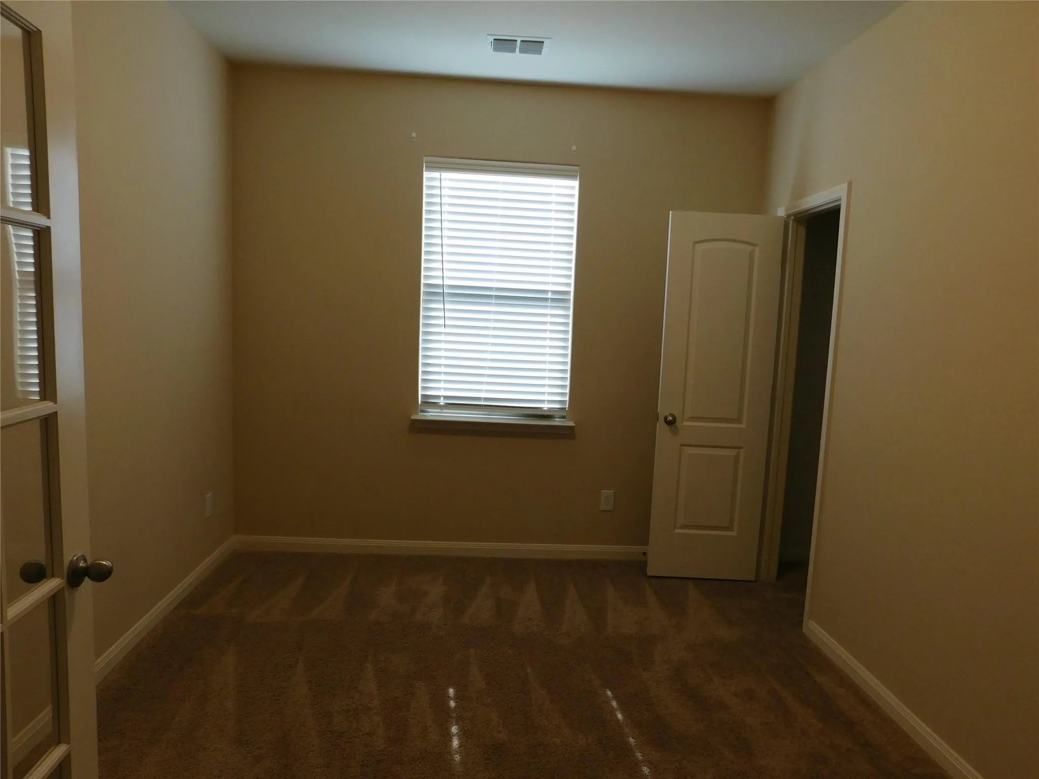 Single Family Residence For Rent in Collin County , 304 Aaron Street, Anna, Texas 75409, 4 Bedroom, 2 Bathroom, 2 Garage spaces, 1,656 Sqft, built in 2019, Price $1,850, mls#21345140, Real Estate Agent in Anna, Homes For Rent in Collin county, Homes For Rent in Anna, Realtor in Anna Texas, Real Estate Brokerage Independent Realty Texas, Luminita Cordes Realtor
