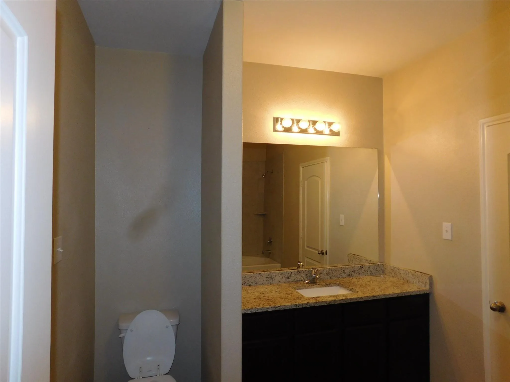 Single Family Residence For Rent in Collin County , 304 Aaron Street, Anna, Texas 75409, 4 Bedroom, 2 Bathroom, 2 Garage spaces, 1,656 Sqft, built in 2019, Price $1,850, mls#21345140, Real Estate Agent in Anna, Homes For Rent in Collin county, Homes For Rent in Anna, Realtor in Anna Texas, Real Estate Brokerage Independent Realty Texas, Luminita Cordes Realtor