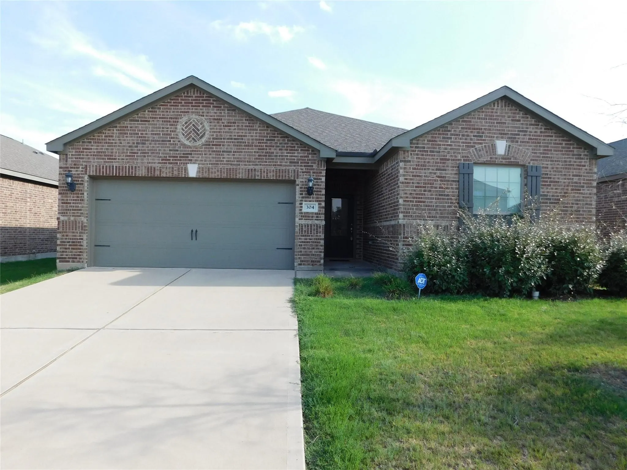 Single Family Residence For Rent in Collin County , 304 Aaron Street, Anna, Texas 75409, 4 Bedroom, 2 Bathroom, 2 Garage spaces, 1,656 Sqft, built in 2019, Price $1,850, mls#21345140, Real Estate Agent in Anna, Homes For Rent in Collin county, Homes For Rent in Anna, Realtor in Anna Texas, Real Estate Brokerage Independent Realty Texas, Luminita Cordes Realtor