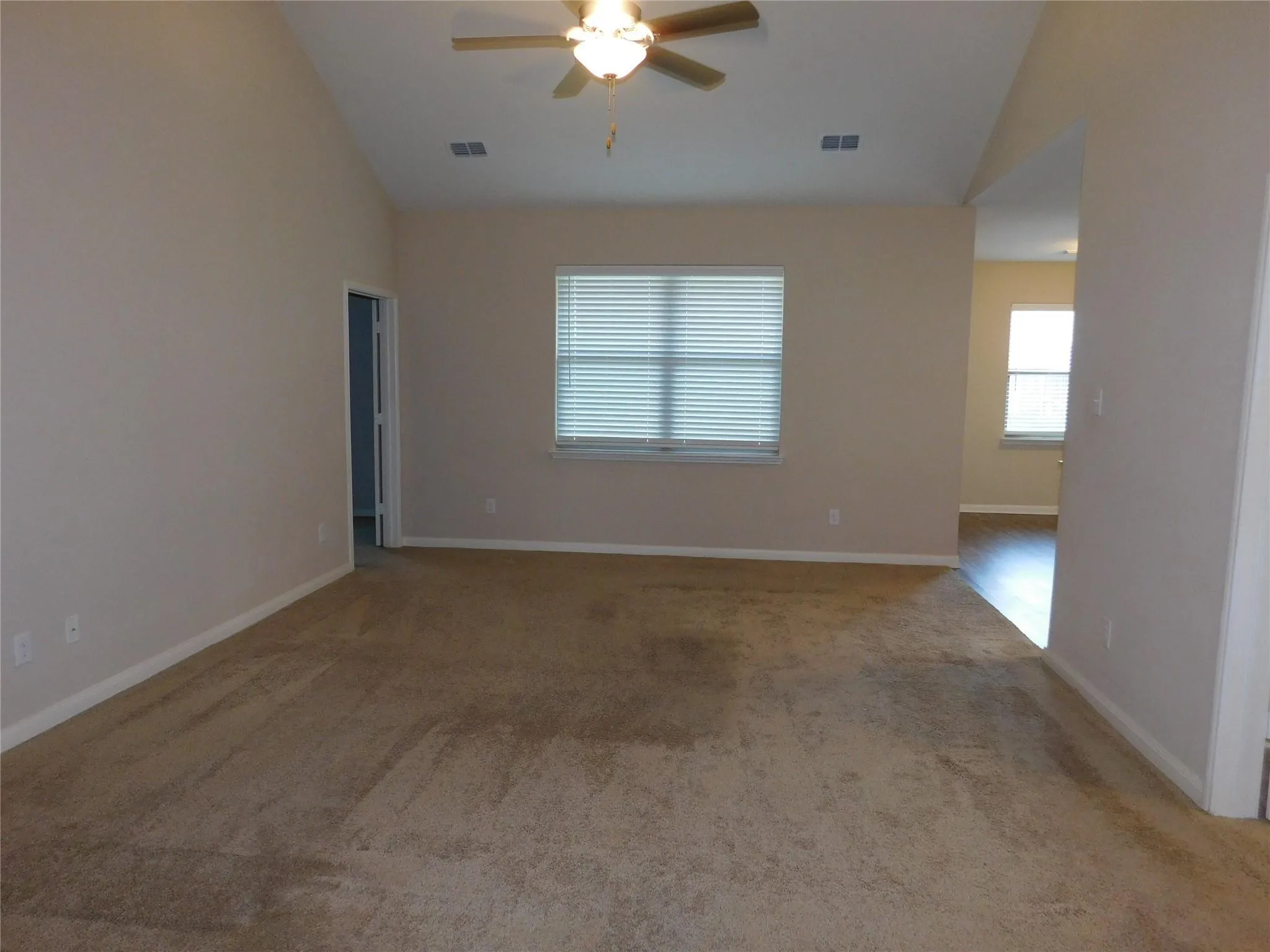 Single Family Residence For Rent in Collin County , 304 Aaron Street, Anna, Texas 75409, 4 Bedroom, 2 Bathroom, 2 Garage spaces, 1,656 Sqft, built in 2019, Price $1,850, mls#21345140, Real Estate Agent in Anna, Homes For Rent in Collin county, Homes For Rent in Anna, Realtor in Anna Texas, Real Estate Brokerage Independent Realty Texas, Luminita Cordes Realtor