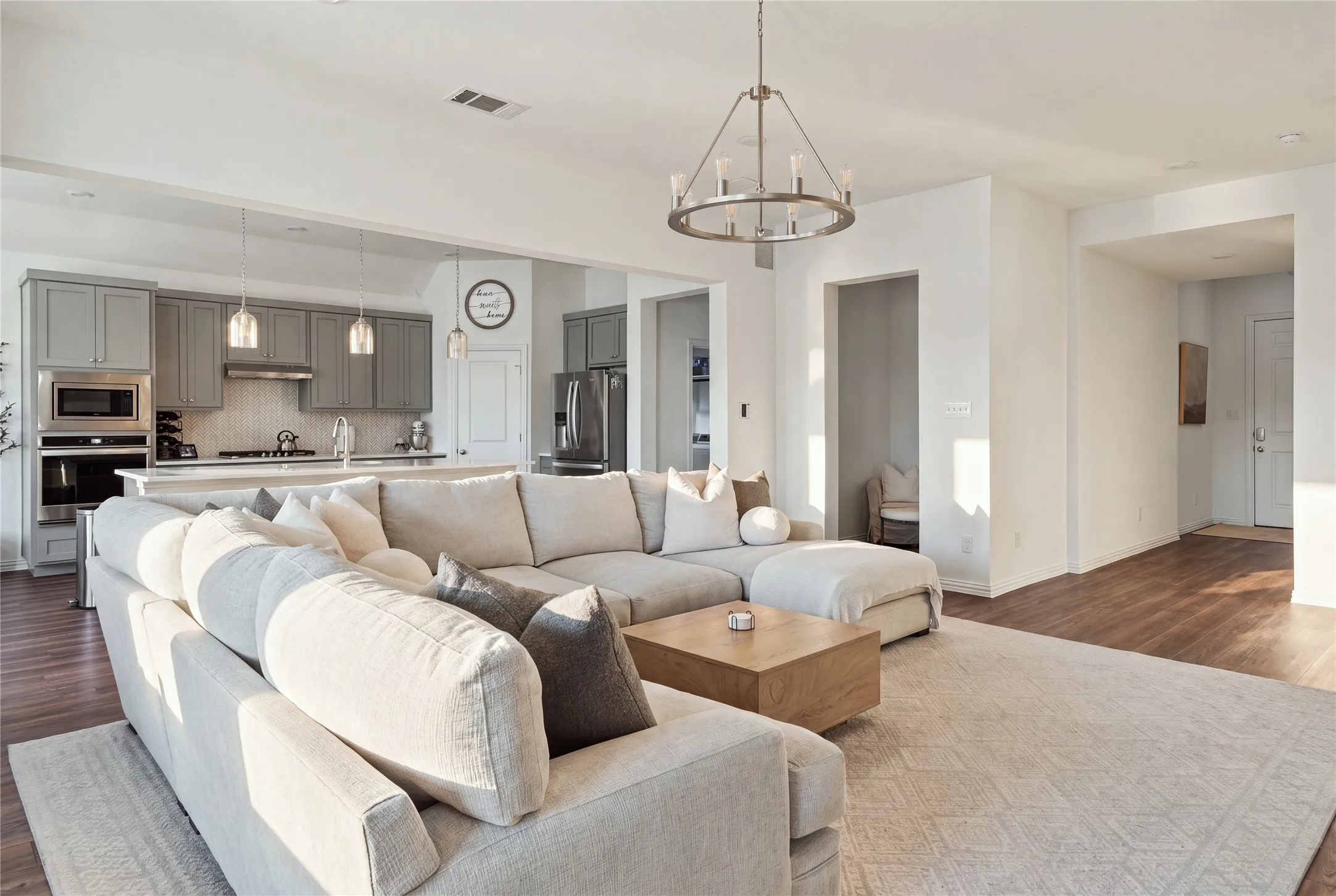 Single Family Residence For Sale in Kaufman County , 1716 Everglades Drive, Forney, Texas 75126, 4 Bedroom, 3 Bathroom, 2 Garage spaces, 2,445 Sqft, built in 2022, mls#21344399, Real Estate Agent in Forney, Homes For Sale in Kaufman county, Homes For Sale in Forney, Realtor in Forney Texas, Real Estate Brokerage Independent Realty Texas, Luminita Cordes Realtor
