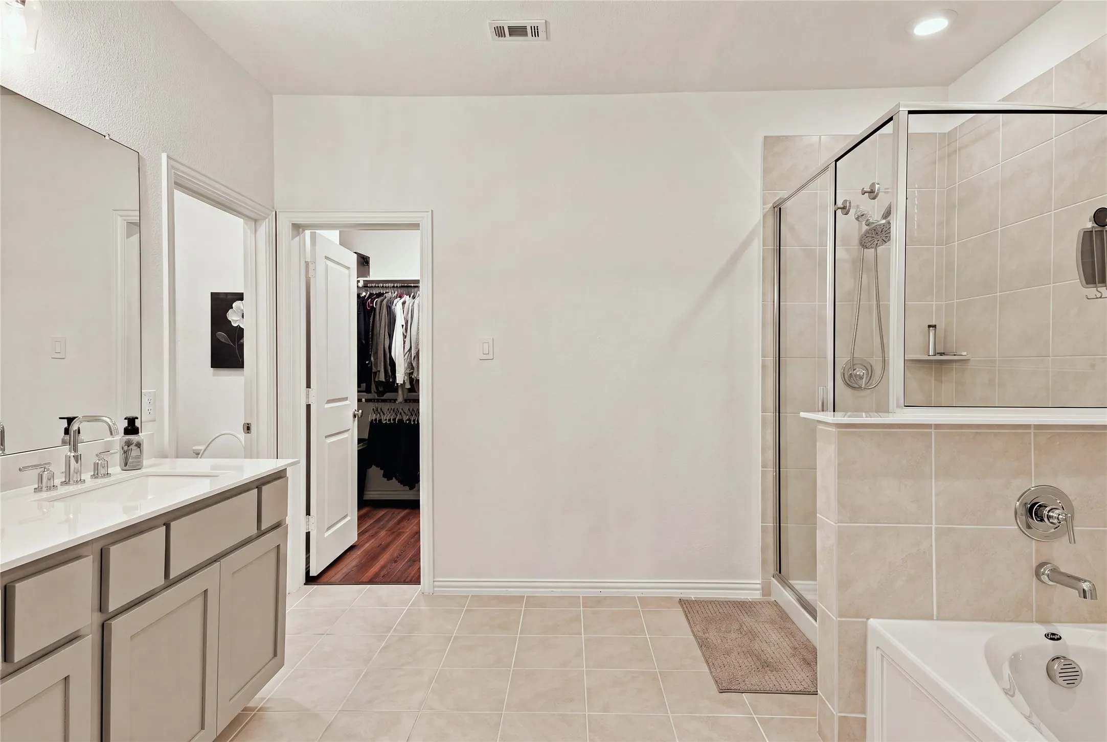 Single Family Residence For Sale in Kaufman County , 1716 Everglades Drive, Forney, Texas 75126, 4 Bedroom, 3 Bathroom, 2 Garage spaces, 2,445 Sqft, built in 2022, mls#21344399, Real Estate Agent in Forney, Homes For Sale in Kaufman county, Homes For Sale in Forney, Realtor in Forney Texas, Real Estate Brokerage Independent Realty Texas, Luminita Cordes Realtor