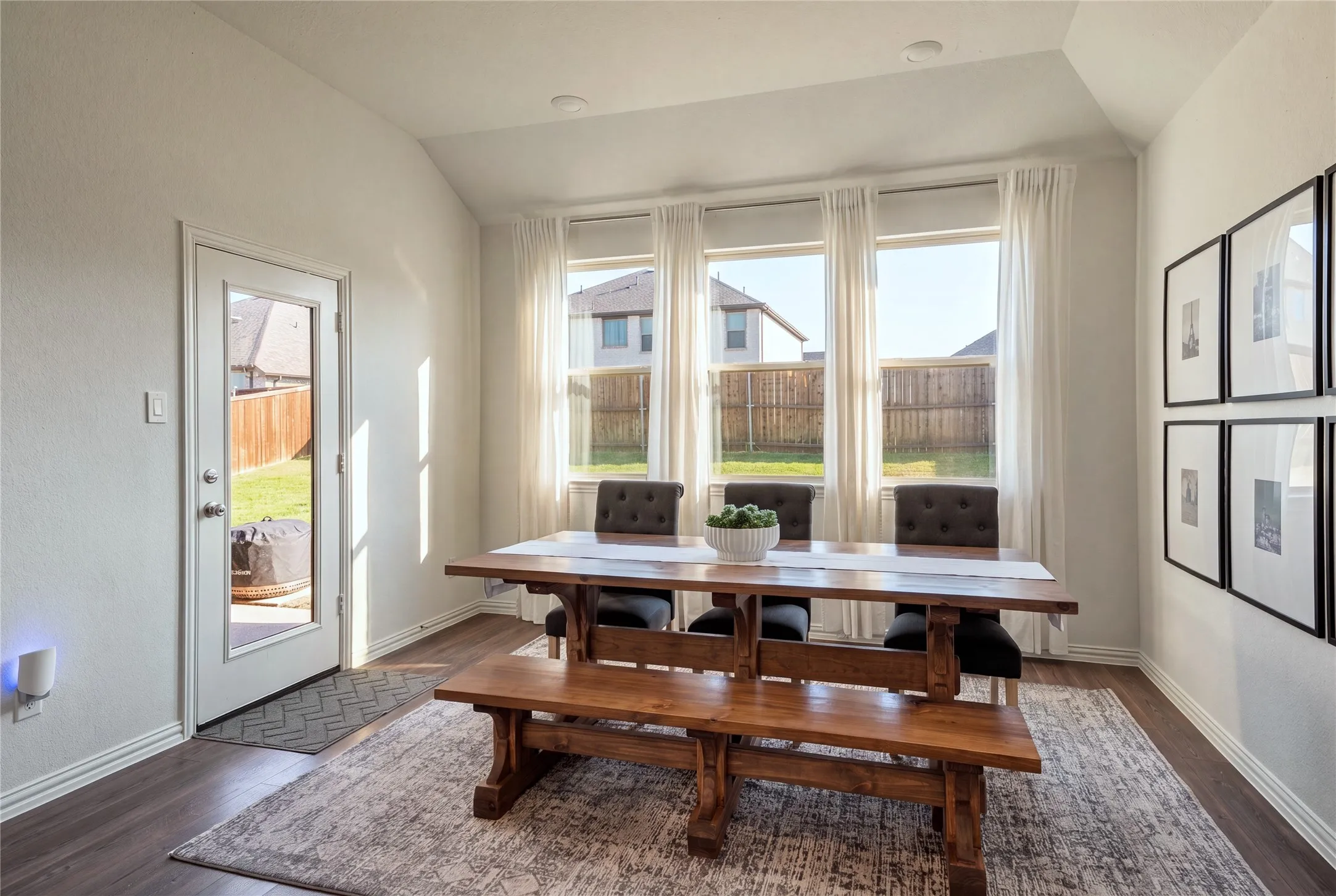 Single Family Residence For Sale in Kaufman County , 1716 Everglades Drive, Forney, Texas 75126, 4 Bedroom, 3 Bathroom, 2 Garage spaces, 2,445 Sqft, built in 2022, mls#21344399, Real Estate Agent in Forney, Homes For Sale in Kaufman county, Homes For Sale in Forney, Realtor in Forney Texas, Real Estate Brokerage Independent Realty Texas, Luminita Cordes Realtor