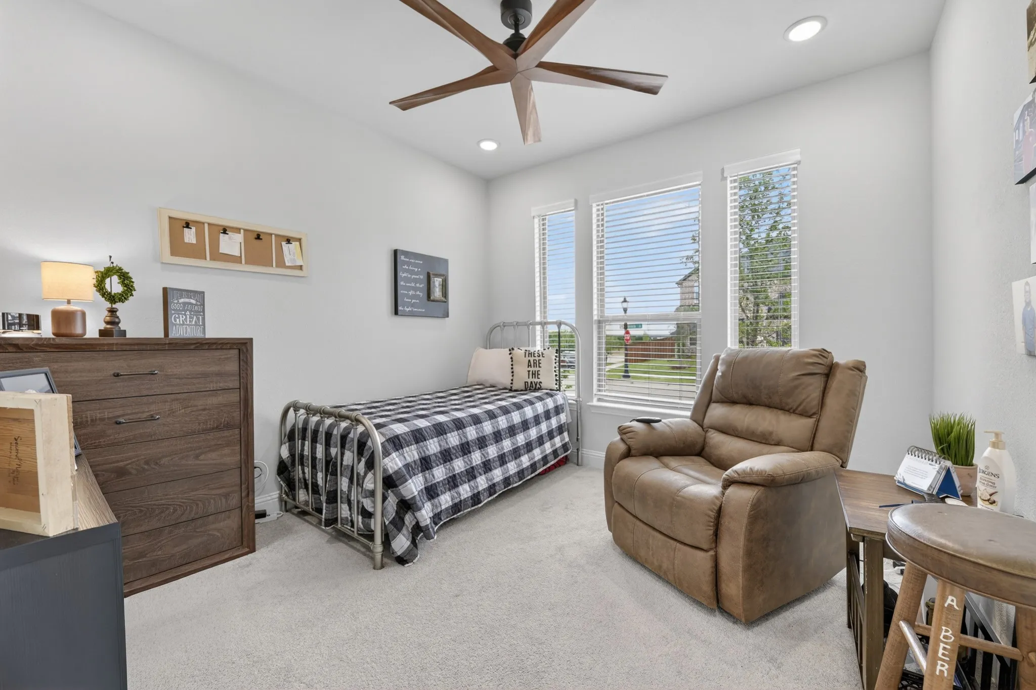Single Family Residence For Sale in Denton County , 551 Wisteria Street, Lakewood Village, Texas 75068, 5 Bedroom, 4 Bathroom, 2 Garage spaces, 2,596 Sqft, built in 2025, mls#21345142, Real Estate Agent in Lakewood Village, Homes For Sale in Denton county, Homes For Sale in Lakewood Village, Realtor in Lakewood Village Texas, Real Estate Brokerage Independent Realty Texas, Luminita Cordes Realtor