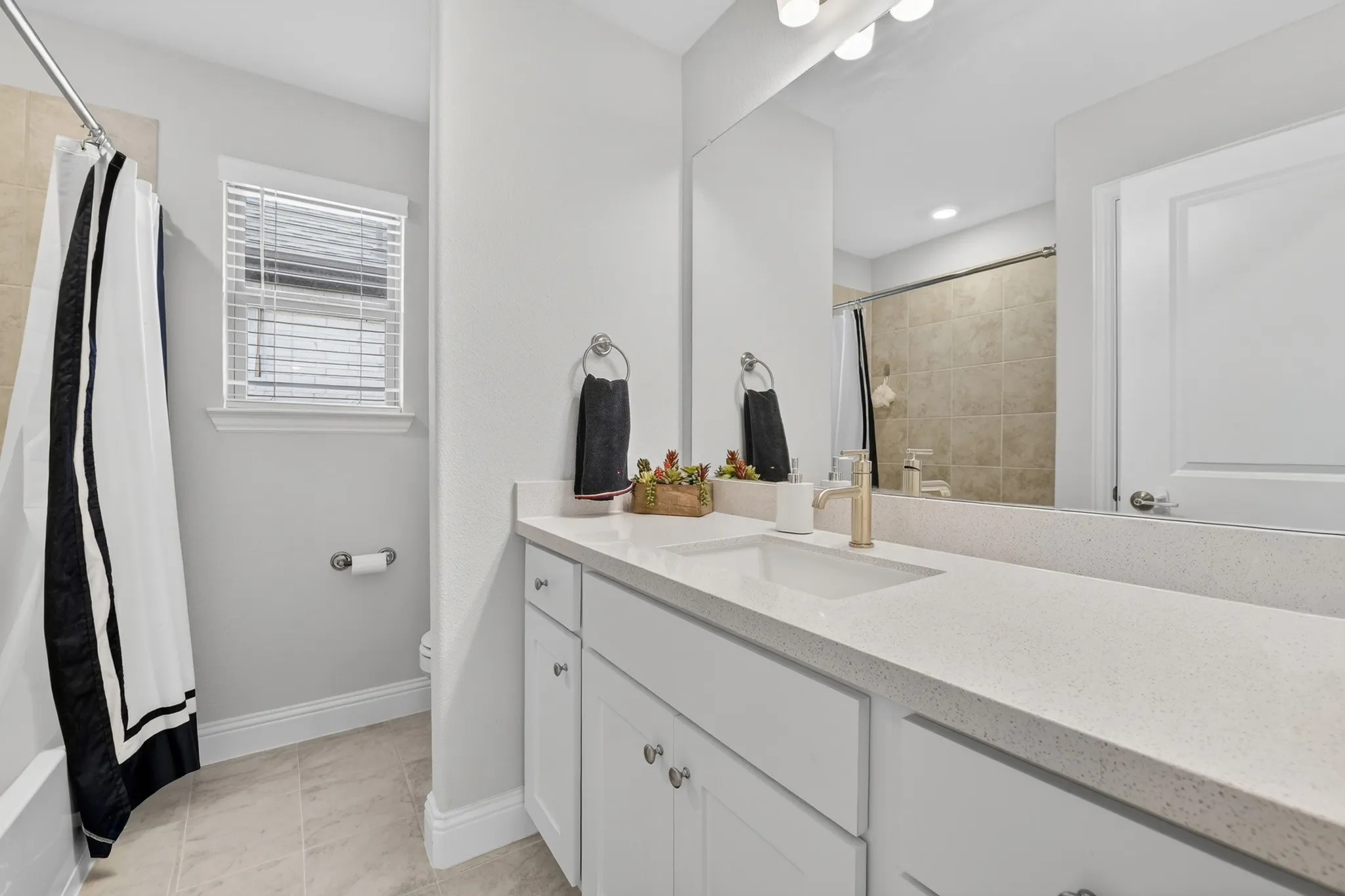 Single Family Residence For Sale in Denton County , 551 Wisteria Street, Lakewood Village, Texas 75068, 5 Bedroom, 4 Bathroom, 2 Garage spaces, 2,596 Sqft, built in 2025, mls#21345142, Real Estate Agent in Lakewood Village, Homes For Sale in Denton county, Homes For Sale in Lakewood Village, Realtor in Lakewood Village Texas, Real Estate Brokerage Independent Realty Texas, Luminita Cordes Realtor
