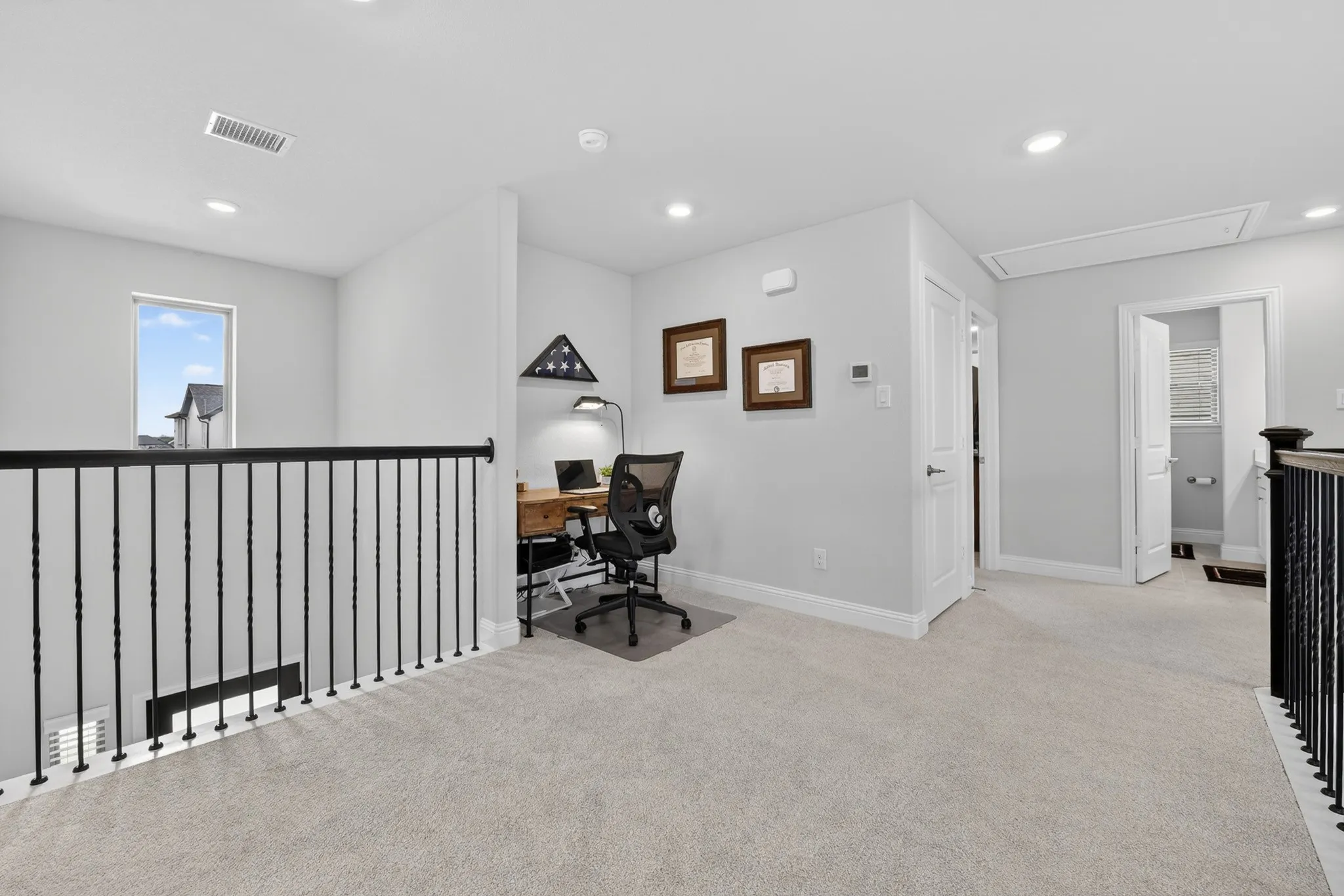 Single Family Residence For Sale in Denton County , 551 Wisteria Street, Lakewood Village, Texas 75068, 5 Bedroom, 4 Bathroom, 2 Garage spaces, 2,596 Sqft, built in 2025, mls#21345142, Real Estate Agent in Lakewood Village, Homes For Sale in Denton county, Homes For Sale in Lakewood Village, Realtor in Lakewood Village Texas, Real Estate Brokerage Independent Realty Texas, Luminita Cordes Realtor
