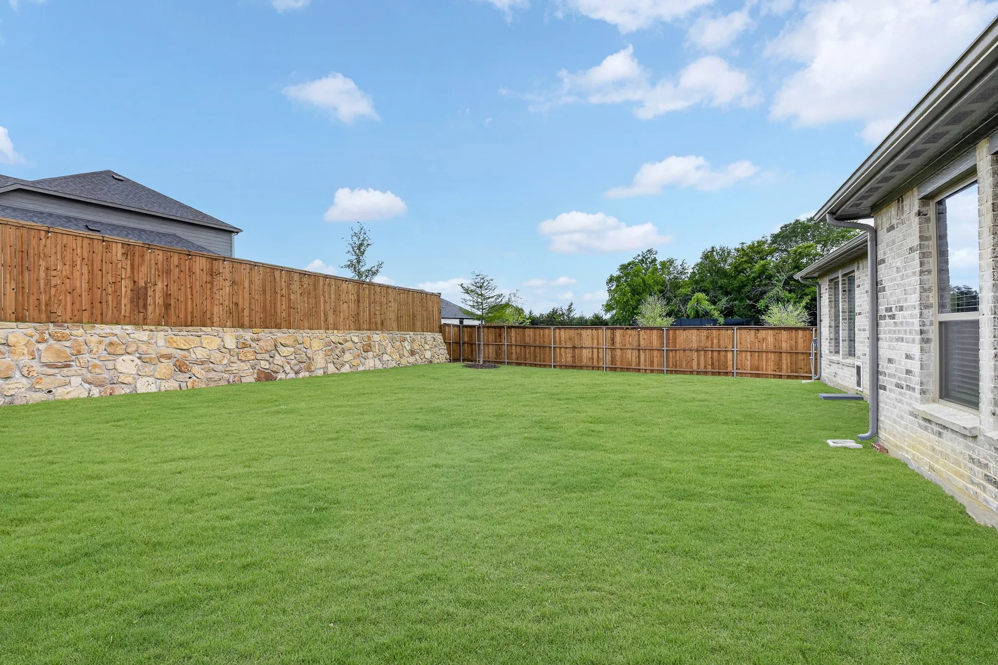 Single Family Residence For Sale in Denton County , 551 Wisteria Street, Lakewood Village, Texas 75068, 5 Bedroom, 4 Bathroom, 2 Garage spaces, 2,596 Sqft, built in 2025, mls#21345142, Real Estate Agent in Lakewood Village, Homes For Sale in Denton county, Homes For Sale in Lakewood Village, Realtor in Lakewood Village Texas, Real Estate Brokerage Independent Realty Texas, Luminita Cordes Realtor