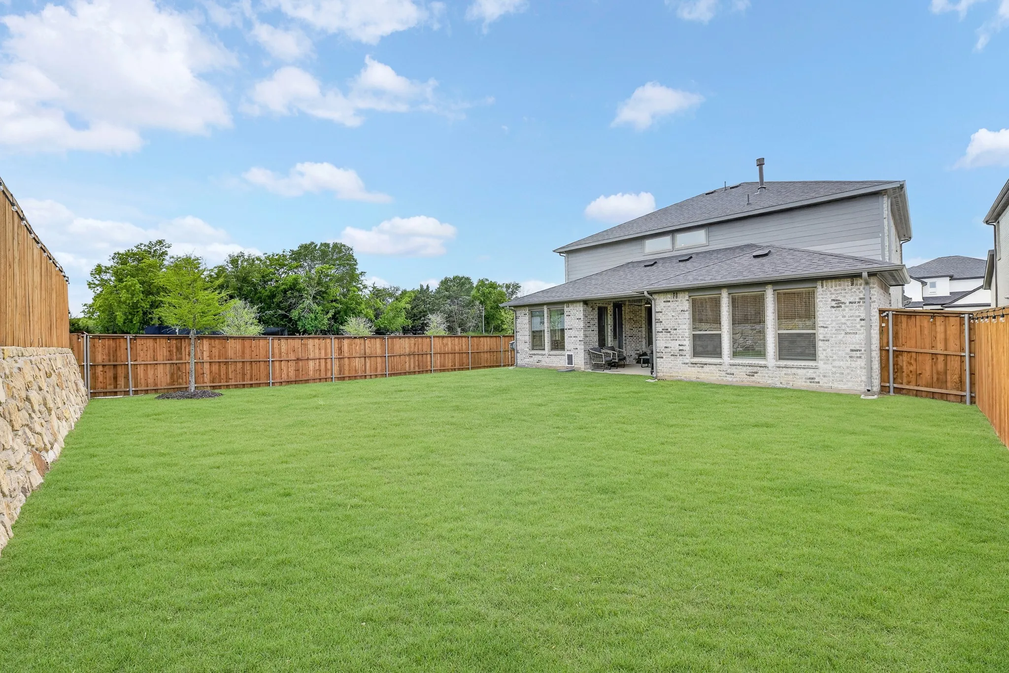 Single Family Residence For Sale in Denton County , 551 Wisteria Street, Lakewood Village, Texas 75068, 5 Bedroom, 4 Bathroom, 2 Garage spaces, 2,596 Sqft, built in 2025, mls#21345142, Real Estate Agent in Lakewood Village, Homes For Sale in Denton county, Homes For Sale in Lakewood Village, Realtor in Lakewood Village Texas, Real Estate Brokerage Independent Realty Texas, Luminita Cordes Realtor