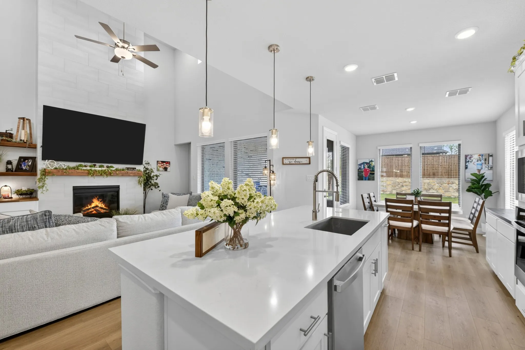 Single Family Residence For Sale in Denton County , 551 Wisteria Street, Lakewood Village, Texas 75068, 5 Bedroom, 4 Bathroom, 2 Garage spaces, 2,596 Sqft, built in 2025, mls#21345142, Real Estate Agent in Lakewood Village, Homes For Sale in Denton county, Homes For Sale in Lakewood Village, Realtor in Lakewood Village Texas, Real Estate Brokerage Independent Realty Texas, Luminita Cordes Realtor