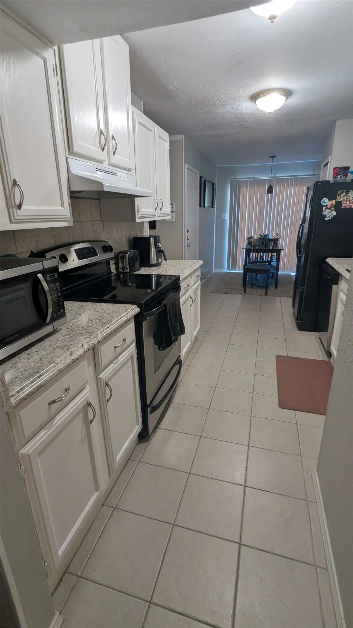 Single Family Residence For Rent in Denton County , 5012 Wagner Circle, The Colony, Texas 75056, 3 Bedroom, 2 Bathroom, 2 Garage spaces, 1,520 Sqft, built in 1977, Price $2,000, mls#21344994, Real Estate Agent in The Colony, Homes For Rent in Denton county, Homes For Rent in The Colony, Realtor in The Colony Texas, Real Estate Brokerage Independent Realty Texas, Luminita Cordes Realtor