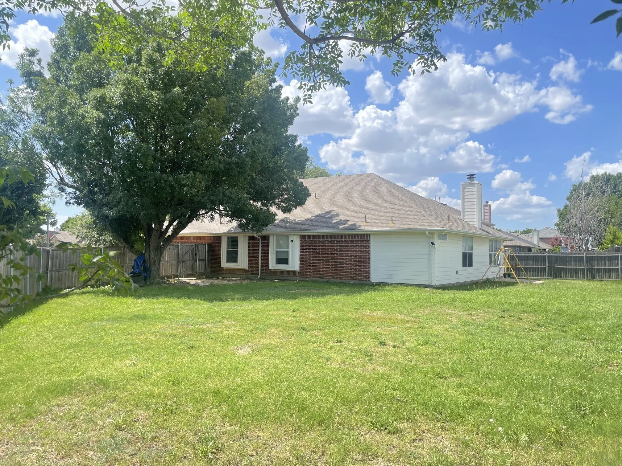 Single Family Residence For Rent in Collin County , 100 Hopewell Drive, Mc Kinney, Texas 75071, 3 Bedroom, 2 Bathroom, 2 Garage spaces, 1,946 Sqft, built in 2000, mls#21345167, Real Estate Agent in Mc Kinney, Homes For Rent in Collin county, Homes For Rent in Mc Kinney, Realtor in Mc Kinney Texas, Real Estate Brokerage Independent Realty Texas, Luminita Cordes Realtor