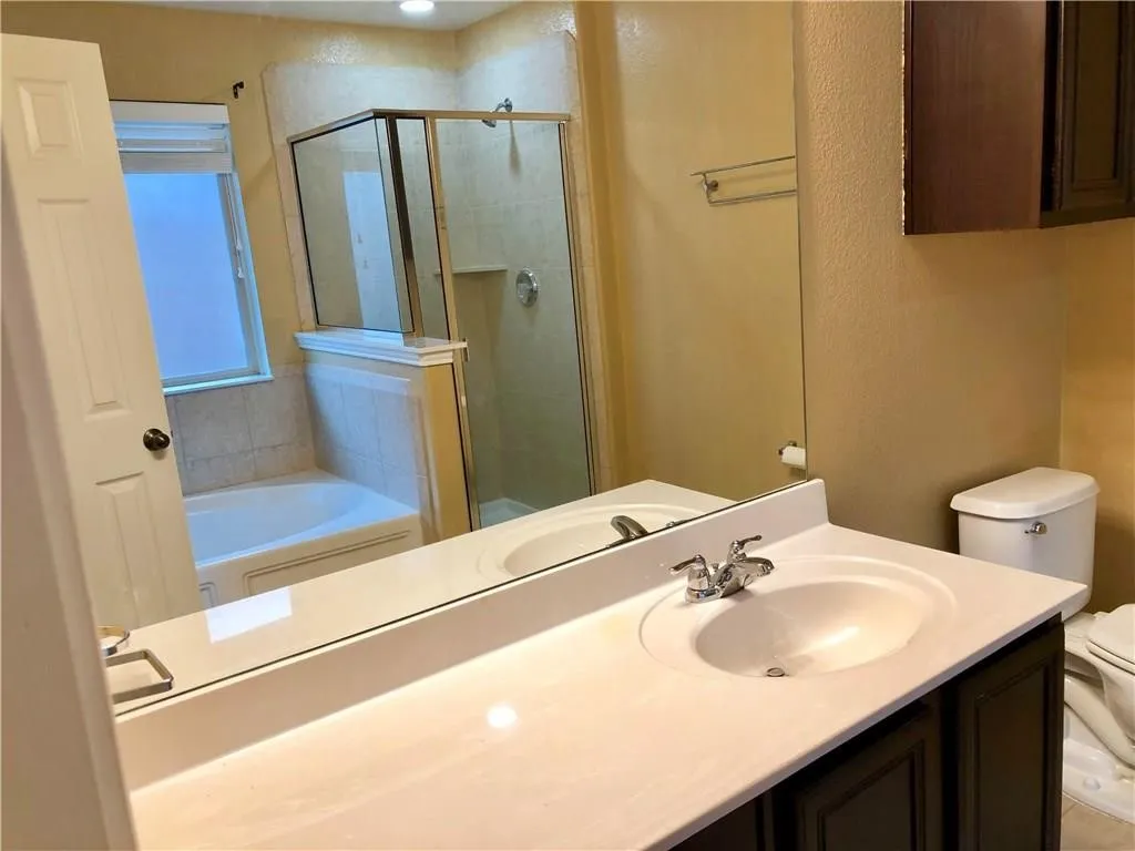 Single Family Residence For Rent in Tarrant County , 5716 Sapphire Pool Trail, Fort Worth, Texas 76244, 3 Bedroom, 2 Bathroom, 2 Garage spaces, 1,916 Sqft, built in 2010, mls#21345169, Real Estate Agent in Fort Worth, Homes For Rent in Tarrant county, Homes For Rent in Fort Worth, Realtor in Fort Worth Texas, Real Estate Brokerage Independent Realty Texas, Luminita Cordes Realtor