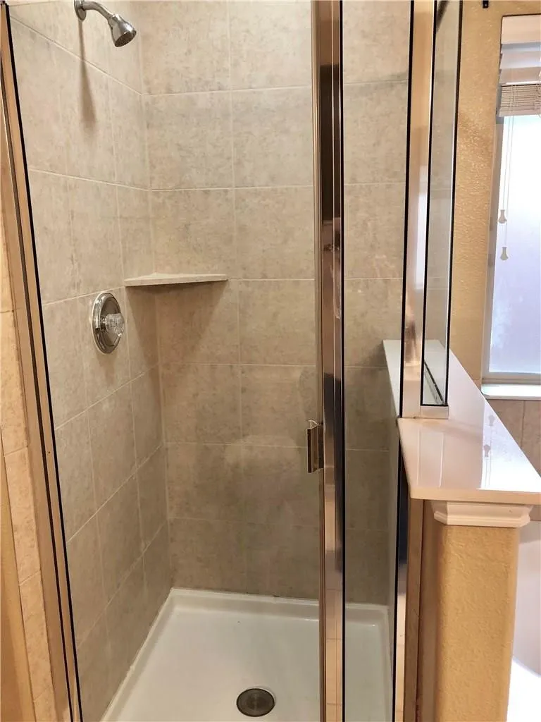 Single Family Residence For Rent in Tarrant County , 5716 Sapphire Pool Trail, Fort Worth, Texas 76244, 3 Bedroom, 2 Bathroom, 2 Garage spaces, 1,916 Sqft, built in 2010, mls#21345169, Real Estate Agent in Fort Worth, Homes For Rent in Tarrant county, Homes For Rent in Fort Worth, Realtor in Fort Worth Texas, Real Estate Brokerage Independent Realty Texas, Luminita Cordes Realtor