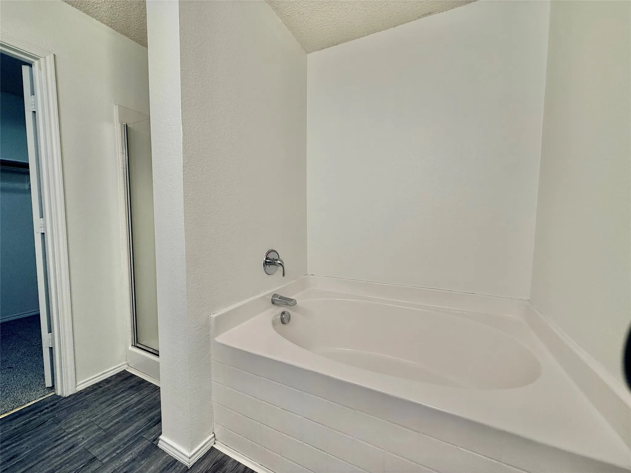 Single Family Residence For Sale in Denton County , 2153 Shawnee Trail, Fort Worth, Texas 76247, 4 Bedroom, 3 Bathroom, 2 Garage spaces, 2,609 Sqft, built in 2003, mls#21345042, Real Estate Agent in Fort Worth, Homes For Sale in Denton county, Homes For Sale in Fort Worth, Realtor in Fort Worth Texas, Real Estate Brokerage Independent Realty Texas, Luminita Cordes Realtor
