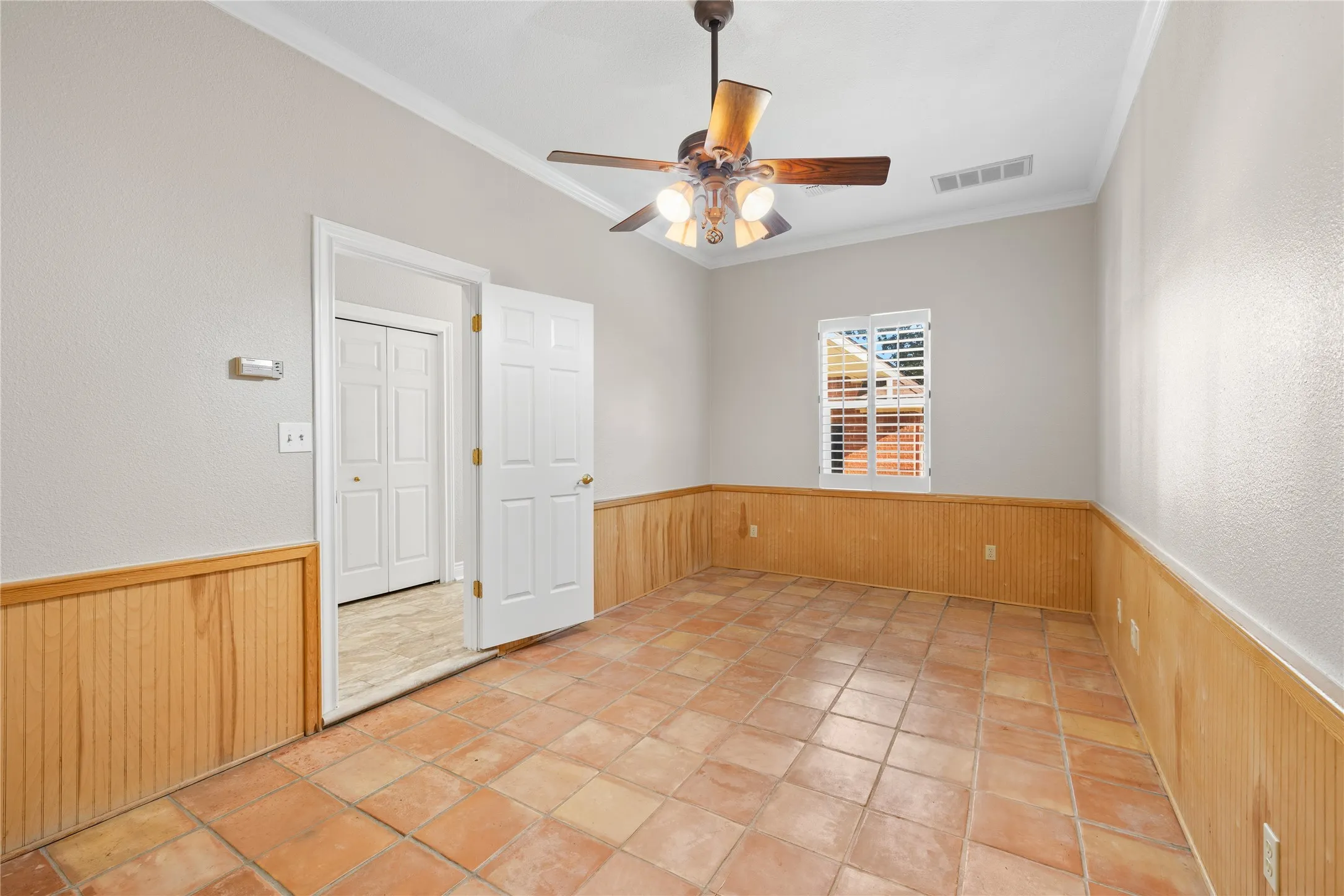 Single Family Residence For Sale in Cooke County , 200 County Road 2130, Gainesville, Texas 76240, 4 Bedrooms, 3 Bathrooms, 3 Garage spaces, 3,695 Sqft, built in 1998, Price $1,350,000, mls#21333097, Real Estate Agent in Gainesville, Homes For Sale in Cooke county, Homes For Sale in Gainesville, Realtor in Gainesville Texas, Real Estate Brokerage Independent Realty Texas, Luminita Cordes Realtor