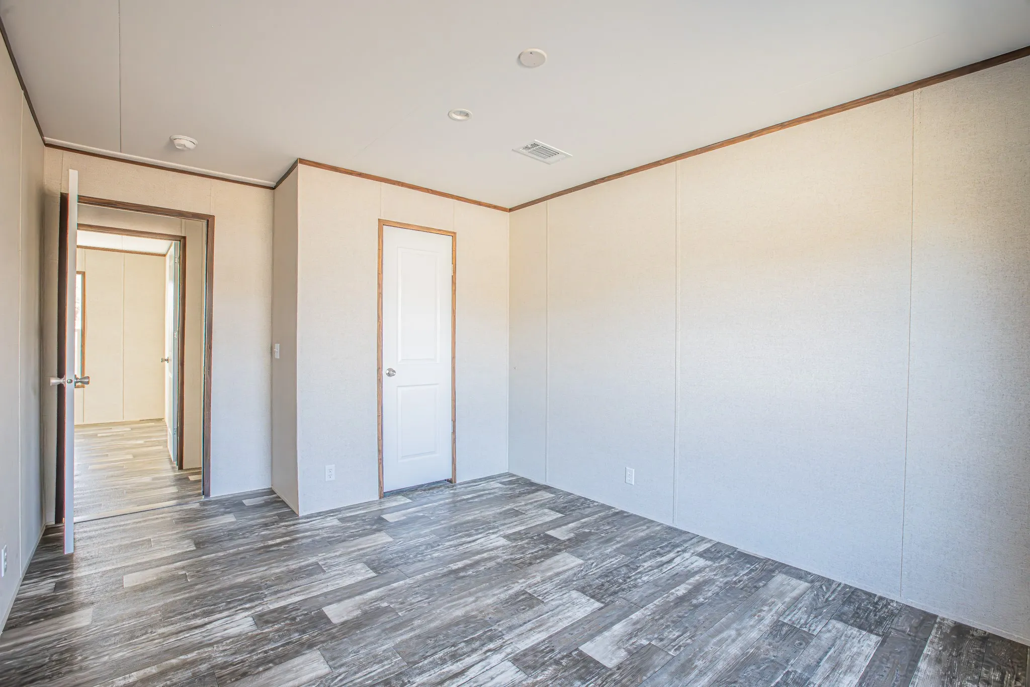 Mobile Home For Sale in Parker County , 101 Kelly Court, Azle, Texas 76020, 4 Bedroom, 2 Bathroom, Garage spaces, 1,680 Sqft, built in 2024, mls#21342813, Real Estate Agent in Azle, Homes For Sale in Parker county, Homes For Sale in Azle, Realtor in Azle Texas, Real Estate Brokerage Independent Realty Texas, Luminita Cordes Realtor