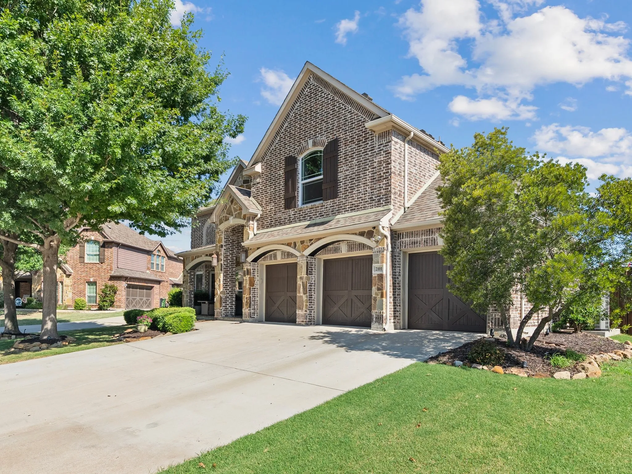 Single Family Residence For Sale in Collin County , 2101 Nocona Drive, Prosper, Texas 75078, 5 Bedroom, 4 Bathroom, 3 Garage spaces, 4,269 Sqft, built in 2013, mls#21344350, Real Estate Agent in Prosper, Homes For Sale in Collin county, Homes For Sale in Prosper, Realtor in Prosper Texas, Real Estate Brokerage Independent Realty Texas, Luminita Cordes Realtor