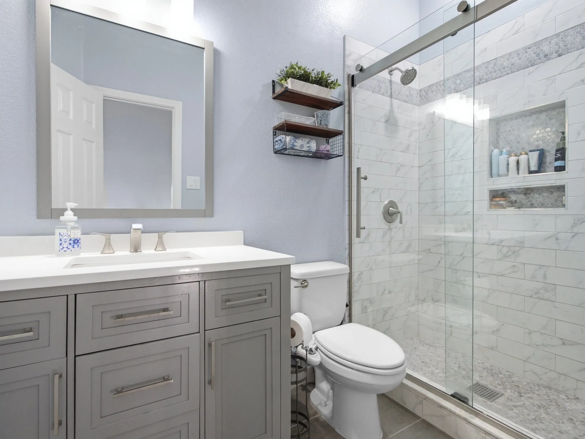 Single Family Residence For Sale in Collin County , 2101 Nocona Drive, Prosper, Texas 75078, 5 Bedroom, 4 Bathroom, 3 Garage spaces, 4,269 Sqft, built in 2013, mls#21344350, Real Estate Agent in Prosper, Homes For Sale in Collin county, Homes For Sale in Prosper, Realtor in Prosper Texas, Real Estate Brokerage Independent Realty Texas, Luminita Cordes Realtor