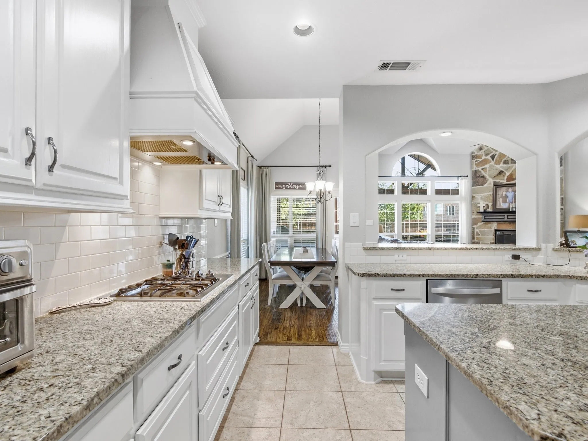 Single Family Residence For Sale in Collin County , 2101 Nocona Drive, Prosper, Texas 75078, 5 Bedroom, 4 Bathroom, 3 Garage spaces, 4,269 Sqft, built in 2013, mls#21344350, Real Estate Agent in Prosper, Homes For Sale in Collin county, Homes For Sale in Prosper, Realtor in Prosper Texas, Real Estate Brokerage Independent Realty Texas, Luminita Cordes Realtor