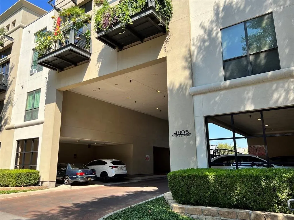 Condominium For Rent in Dallas County , 4605 Cedar Springs Road, Dallas, Texas 75219, 1 Bedroom, 1 Bathroom, Garage spaces, 657 Sqft, built in 2005, mls#21345202, Real Estate Agent in Dallas, Homes For Rent in Dallas county, Homes For Rent in Dallas, Realtor in Dallas Texas, Real Estate Brokerage Independent Realty Texas, Luminita Cordes Realtor