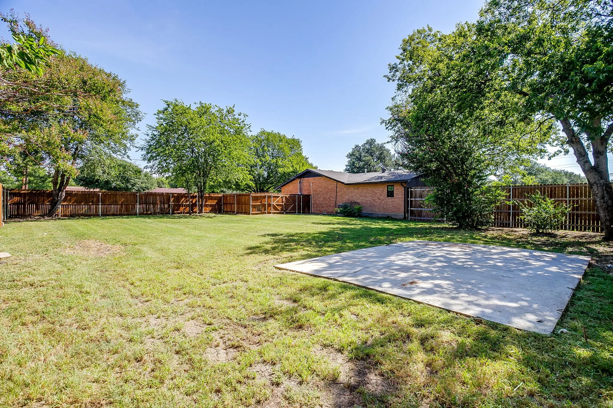 Single Family Residence For Sale in Tarrant County , 6301 Greenfield Road, Fort Worth, Texas 76135, 4 Bedroom, 2 Bathroom, Garage spaces, 2,539 Sqft, built in 1954, mls#21342424, Real Estate Agent in Fort Worth, Homes For Sale in Tarrant county, Homes For Sale in Fort Worth, Realtor in Fort Worth Texas, Real Estate Brokerage Independent Realty Texas, Luminita Cordes Realtor