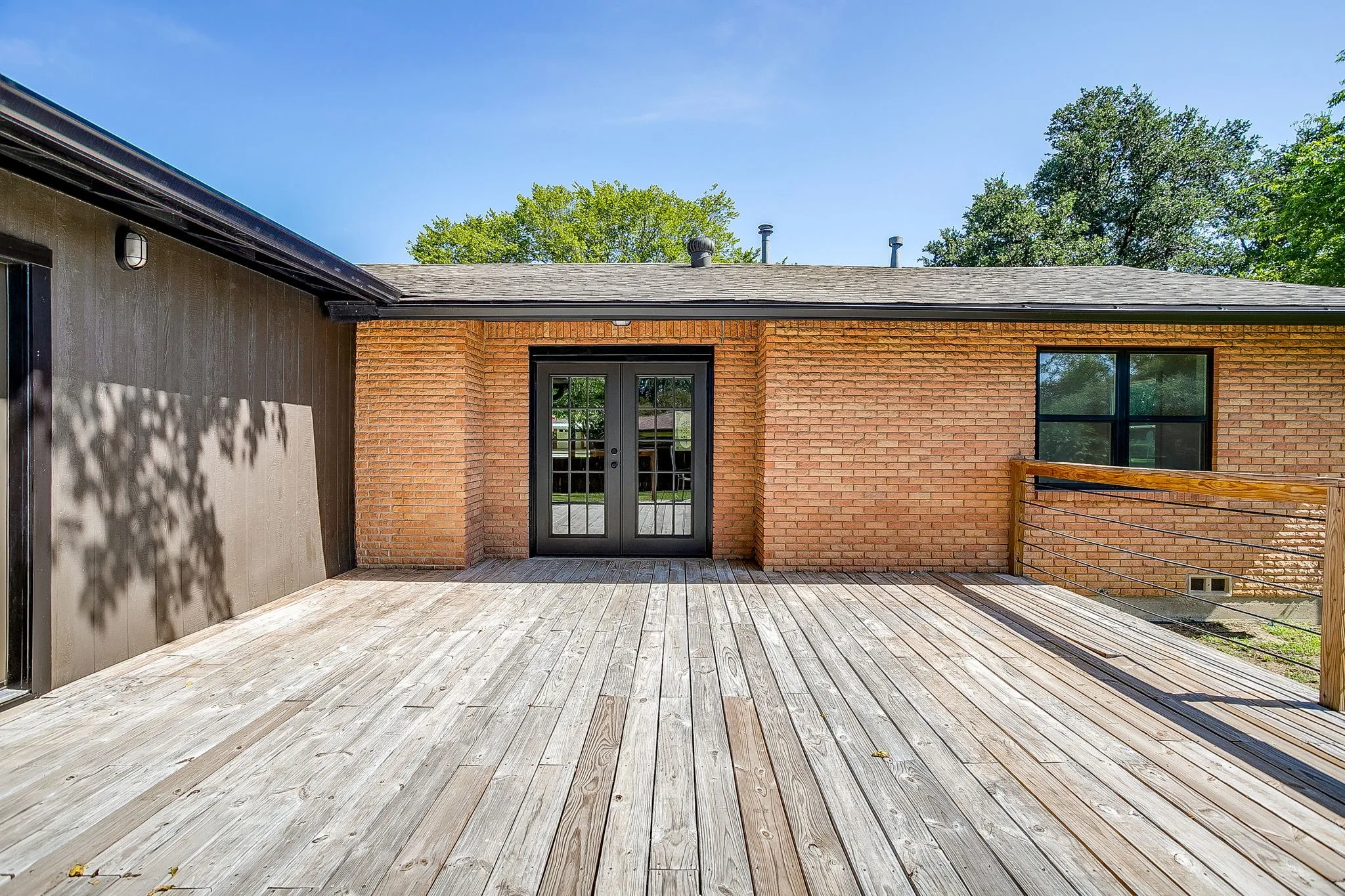Single Family Residence For Sale in Tarrant County , 6301 Greenfield Road, Fort Worth, Texas 76135, 4 Bedroom, 2 Bathroom, Garage spaces, 2,539 Sqft, built in 1954, mls#21342424, Real Estate Agent in Fort Worth, Homes For Sale in Tarrant county, Homes For Sale in Fort Worth, Realtor in Fort Worth Texas, Real Estate Brokerage Independent Realty Texas, Luminita Cordes Realtor