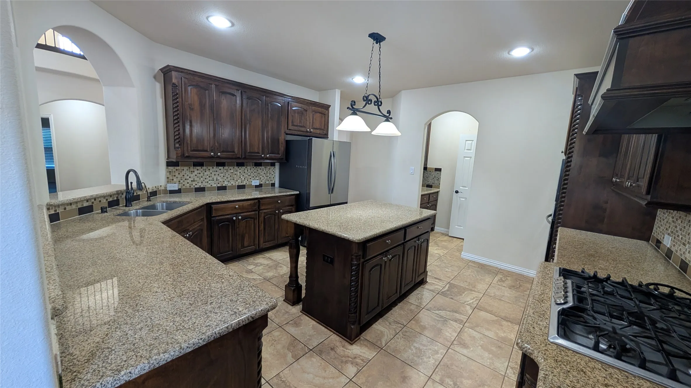 Single Family Residence For Rent in Collin County , 12461 Bridgeport Drive, Frisco, Texas 75035, 5 Bedroom, 4 Bathroom, 2 Garage spaces, 4,604 Sqft, built in 2016, Price $4,100, mls#21344800, Real Estate Agent in Frisco, Homes For Rent in Collin county, Homes For Rent in Frisco, Realtor in Frisco Texas, Real Estate Brokerage Independent Realty Texas, Luminita Cordes Realtor