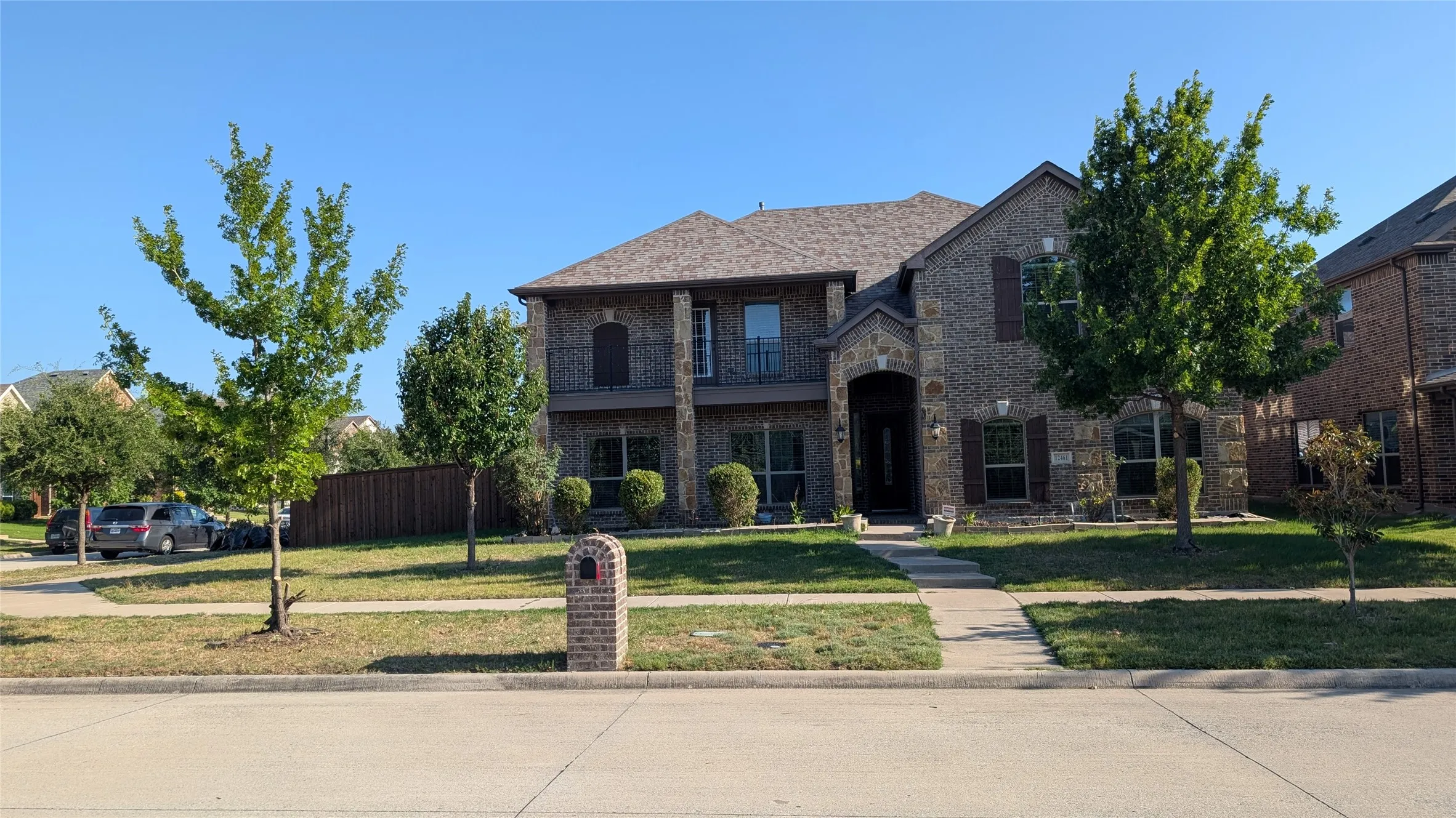 Single Family Residence For Rent in Collin County , 12461 Bridgeport Drive, Frisco, Texas 75035, 5 Bedroom, 4 Bathroom, 2 Garage spaces, 4,604 Sqft, built in 2016, Price $4,100, mls#21344800, Real Estate Agent in Frisco, Homes For Rent in Collin county, Homes For Rent in Frisco, Realtor in Frisco Texas, Real Estate Brokerage Independent Realty Texas, Luminita Cordes Realtor